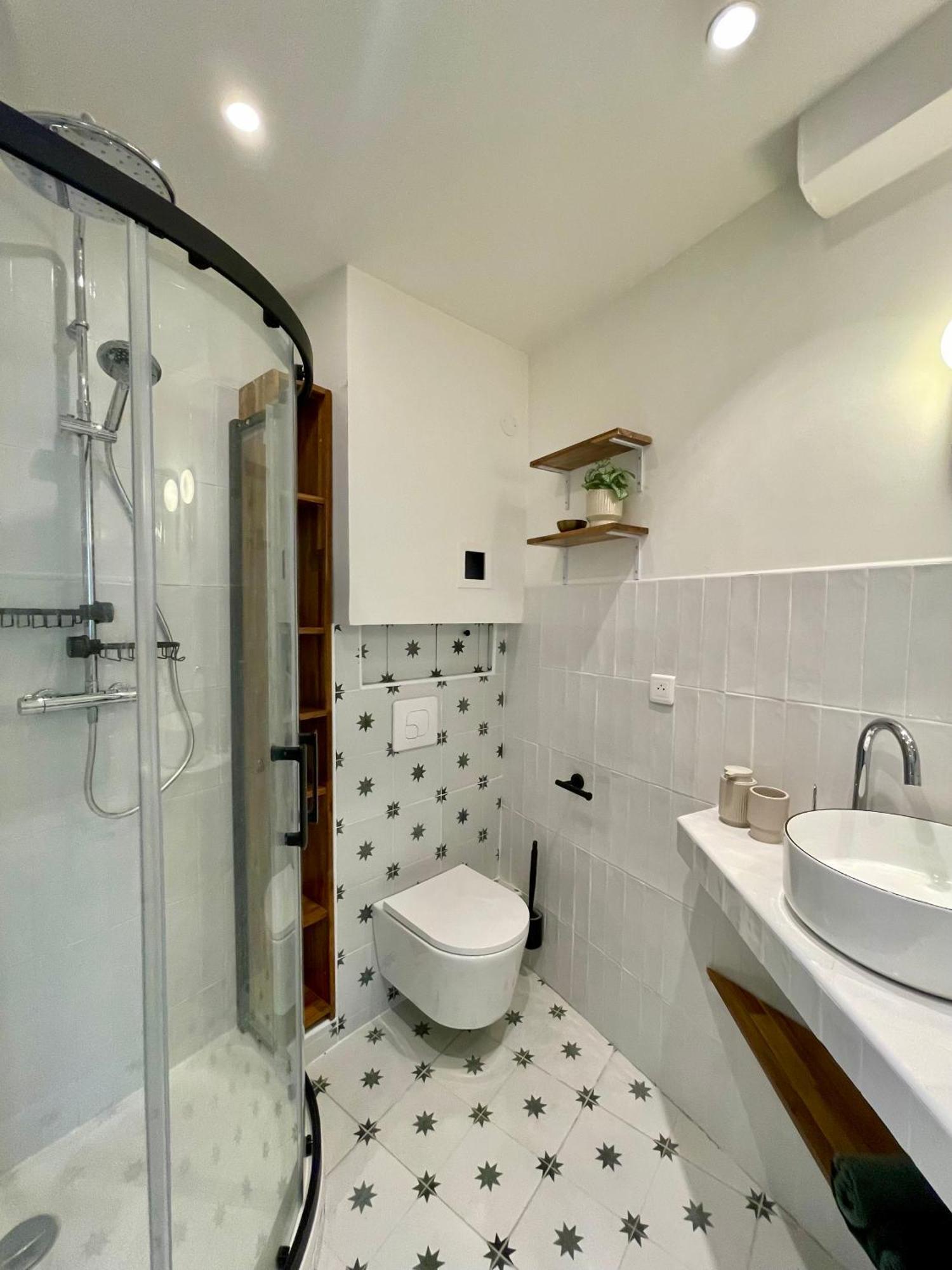 Cosy 1 Bedroom Place Massena Nice