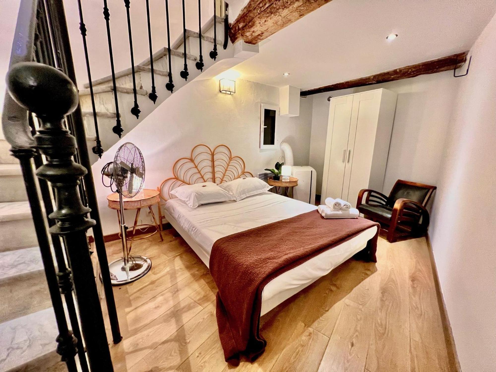 Riviera - Cote D'azur - Old Town - Promenade Des Anglais Apartment *