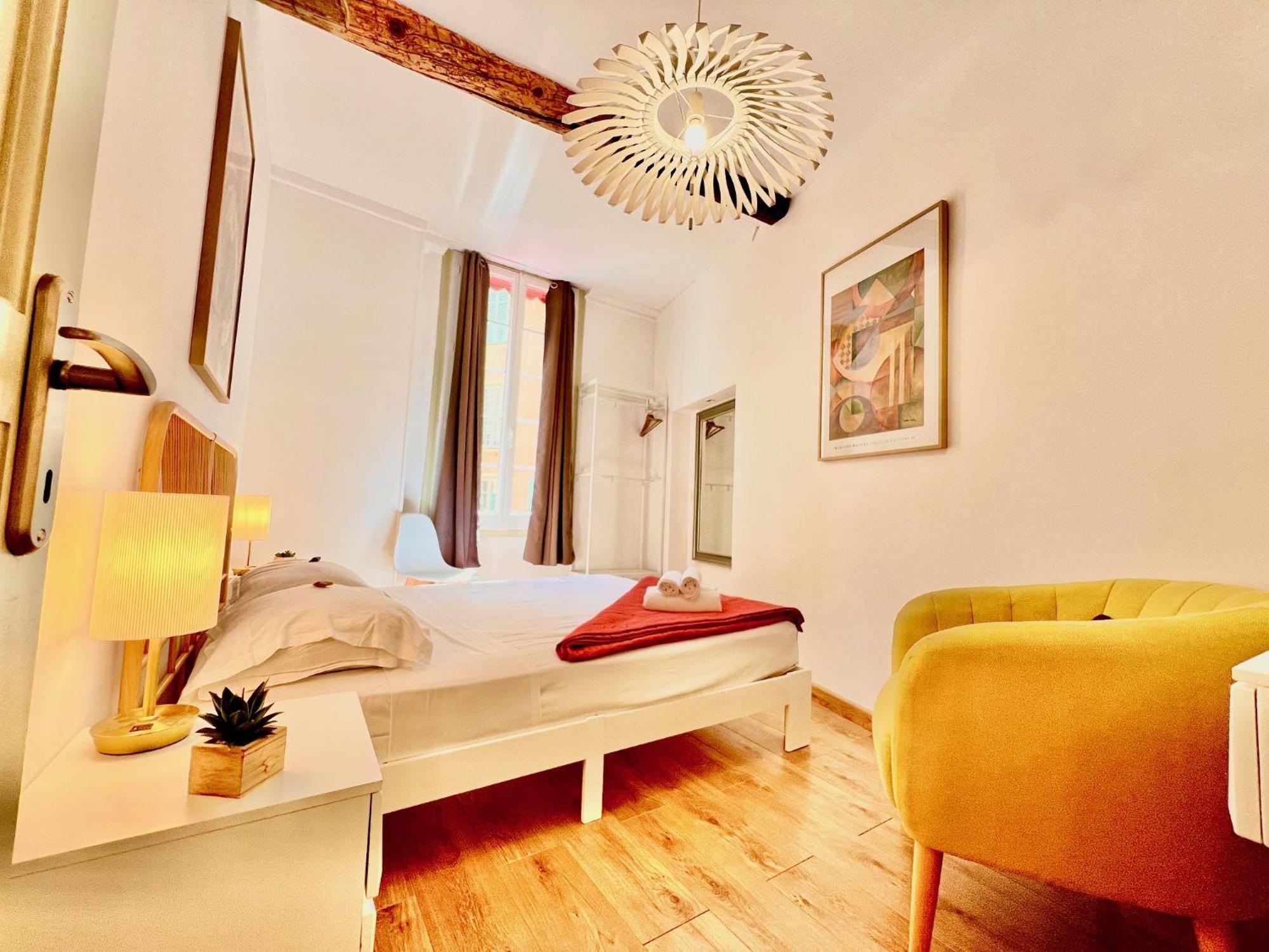 Apartment Riviera - Cote D'azur - Old Town - Promenade Des Anglais *