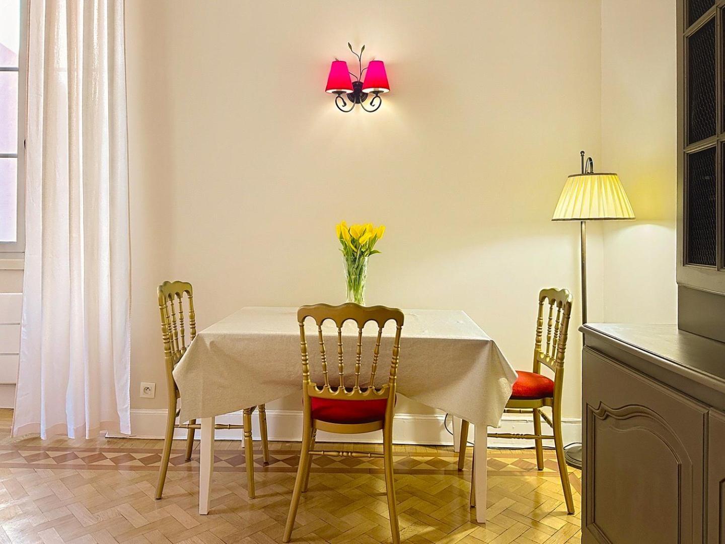Elegant Old Escape Apartamento Nice