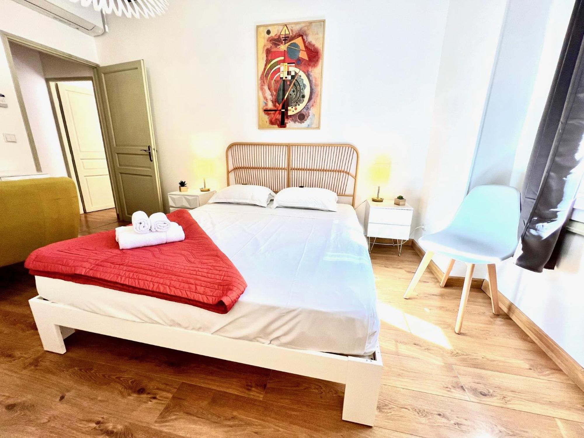 Apartment Riviera - La Maison De Francois - Old Town