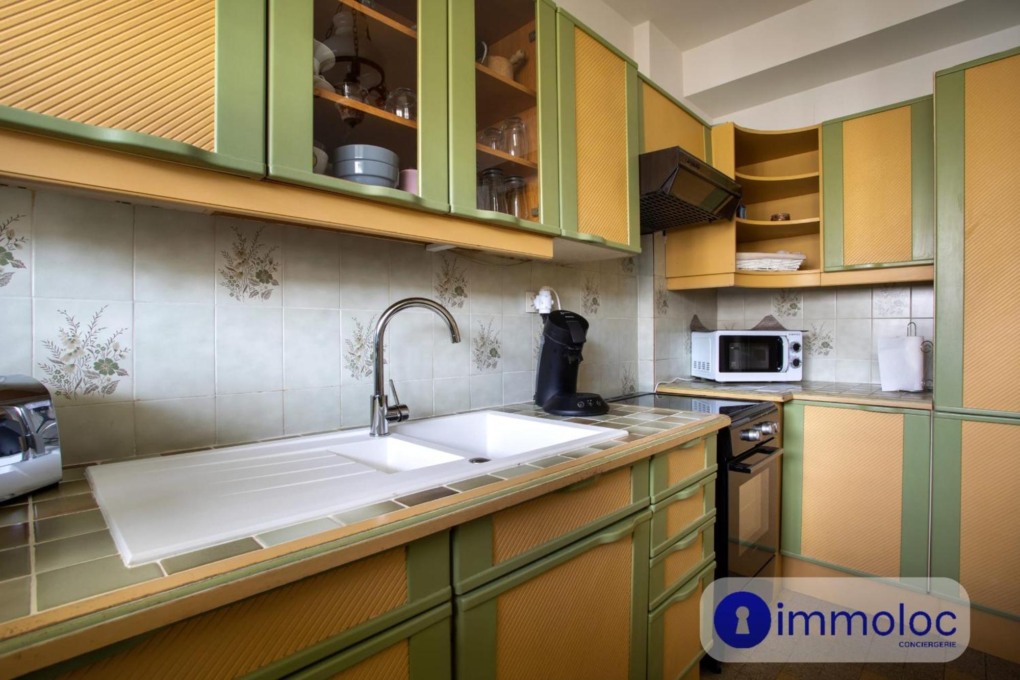 Apartment Near Airport