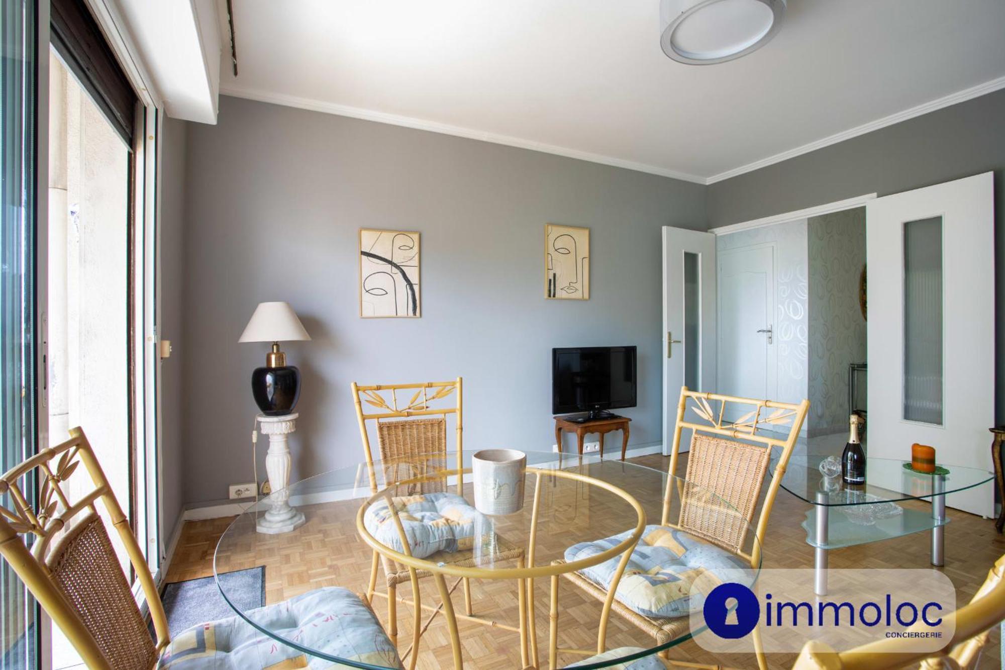 Apartment Near Airport *