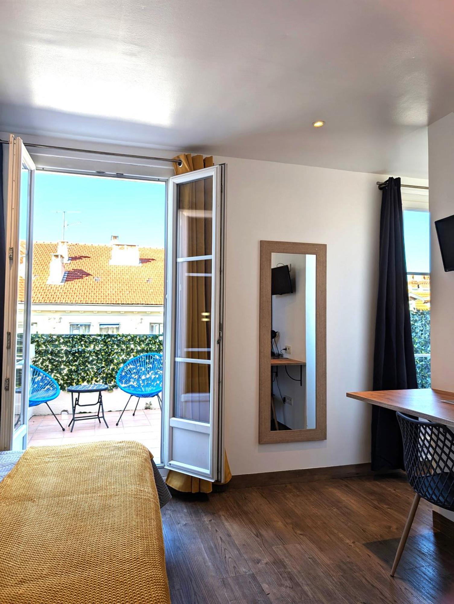 Hotel H33 Nice