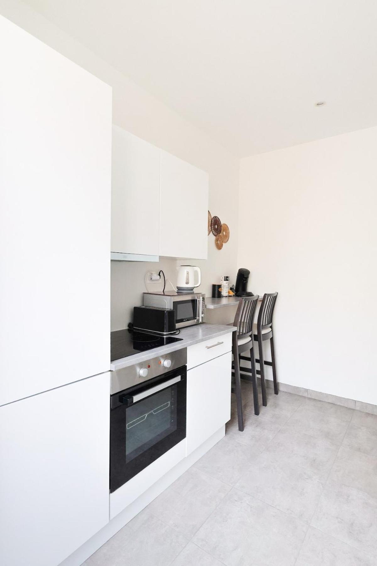 Apartment 2 Pieces
