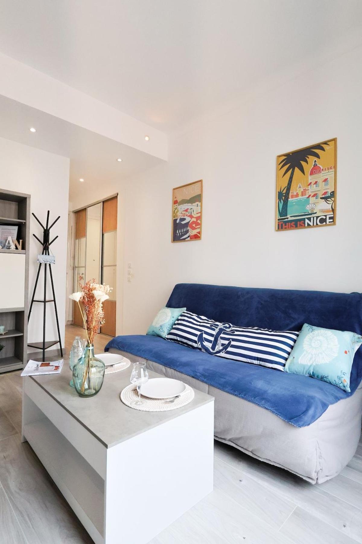 2 Pieces Apartment Nice