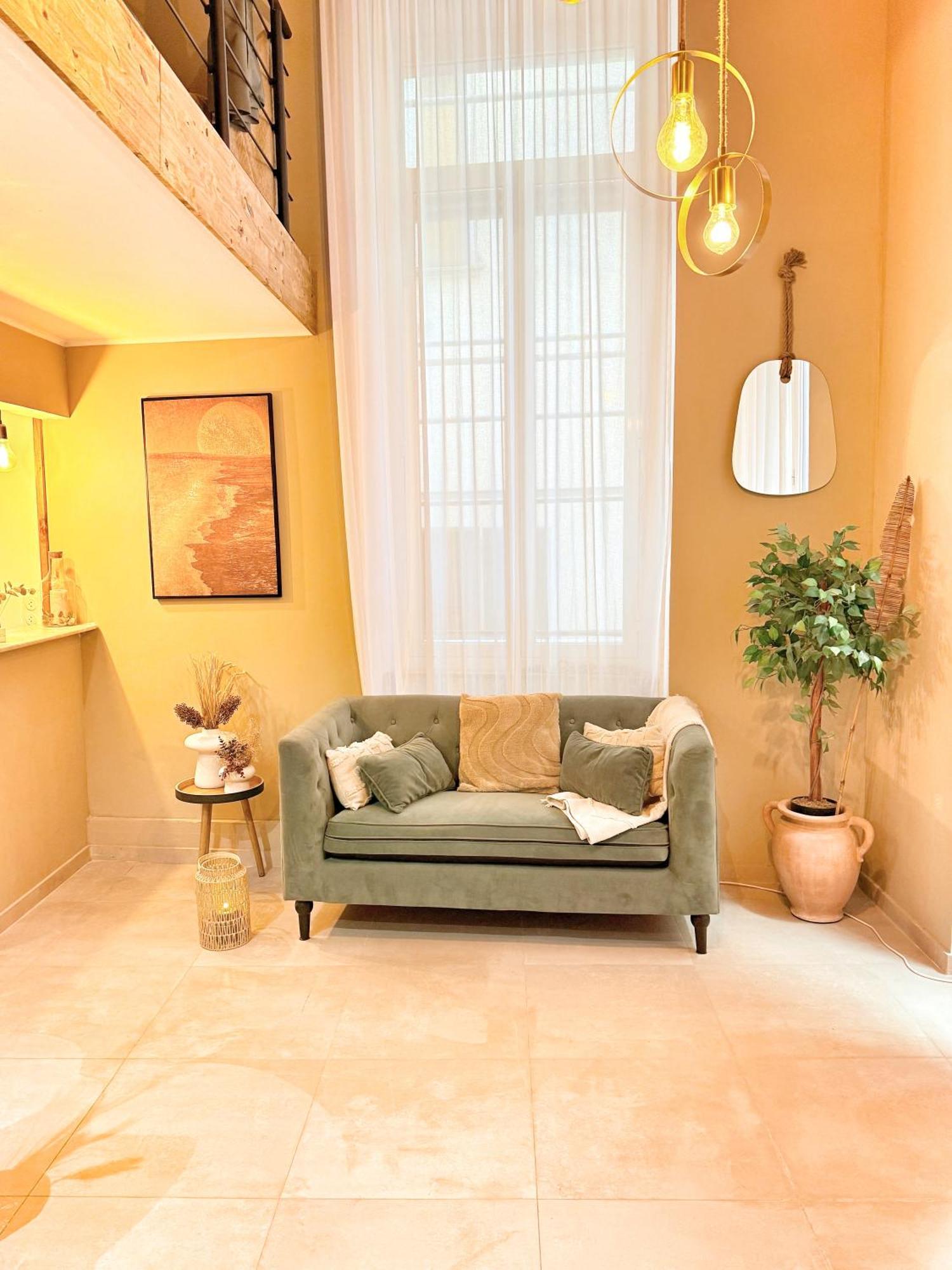 Apartment Spacious Loft, Duplex, Old Town, 3 Bedrooms - Easy Check-in