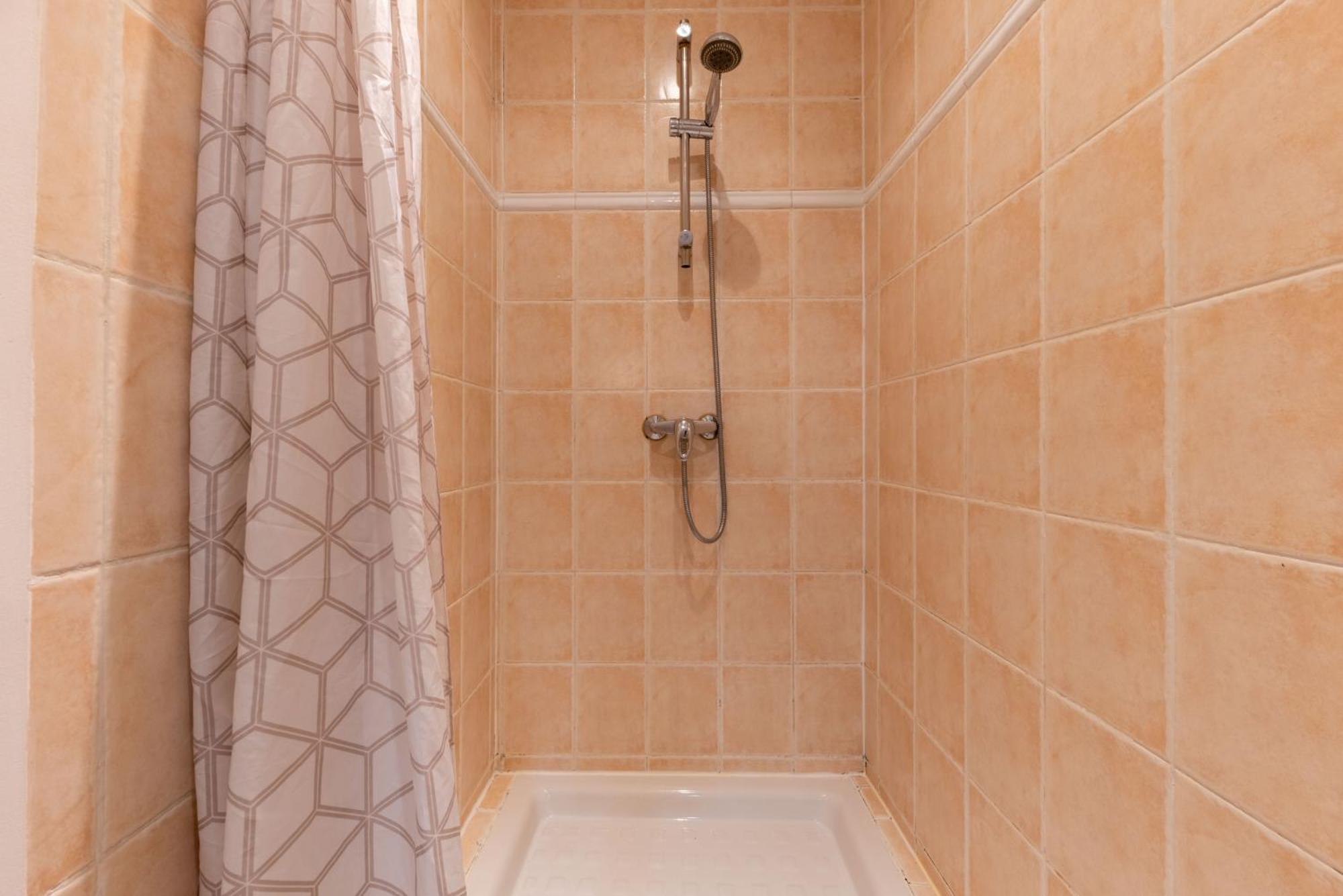 Joli Cocon A 3 Min A Pied De La Apartamento Nice