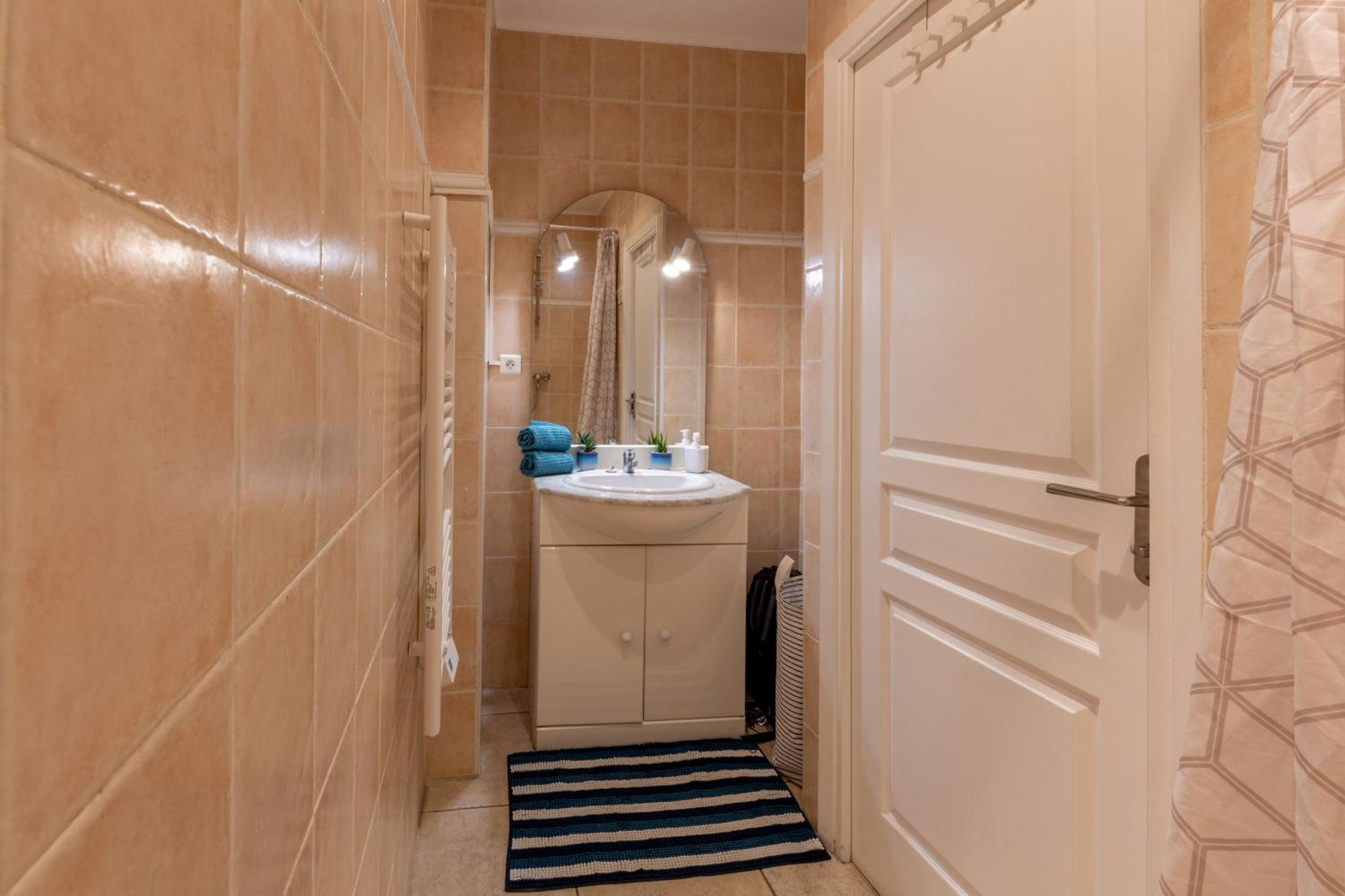 Apartment Joli Cocon A 3 Min A Pied De La Nice
