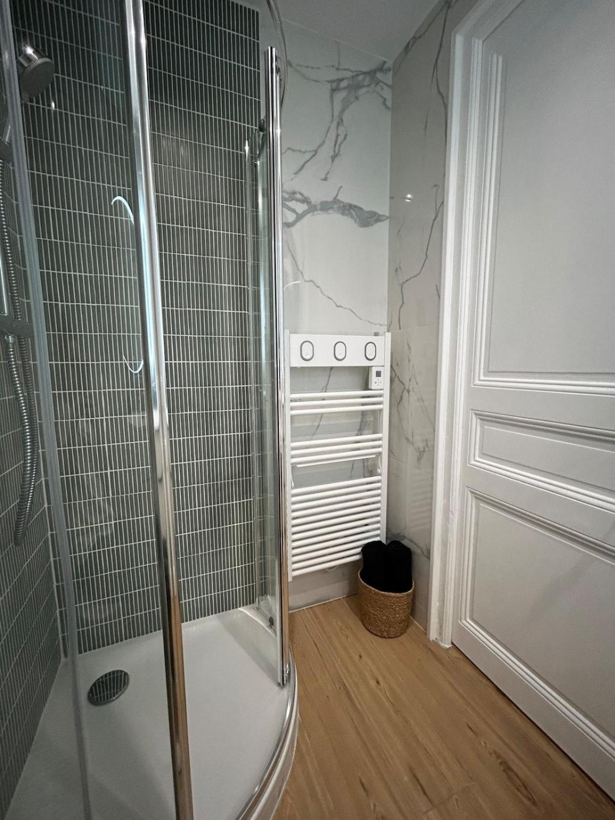 En Plein Coeur De Apartment