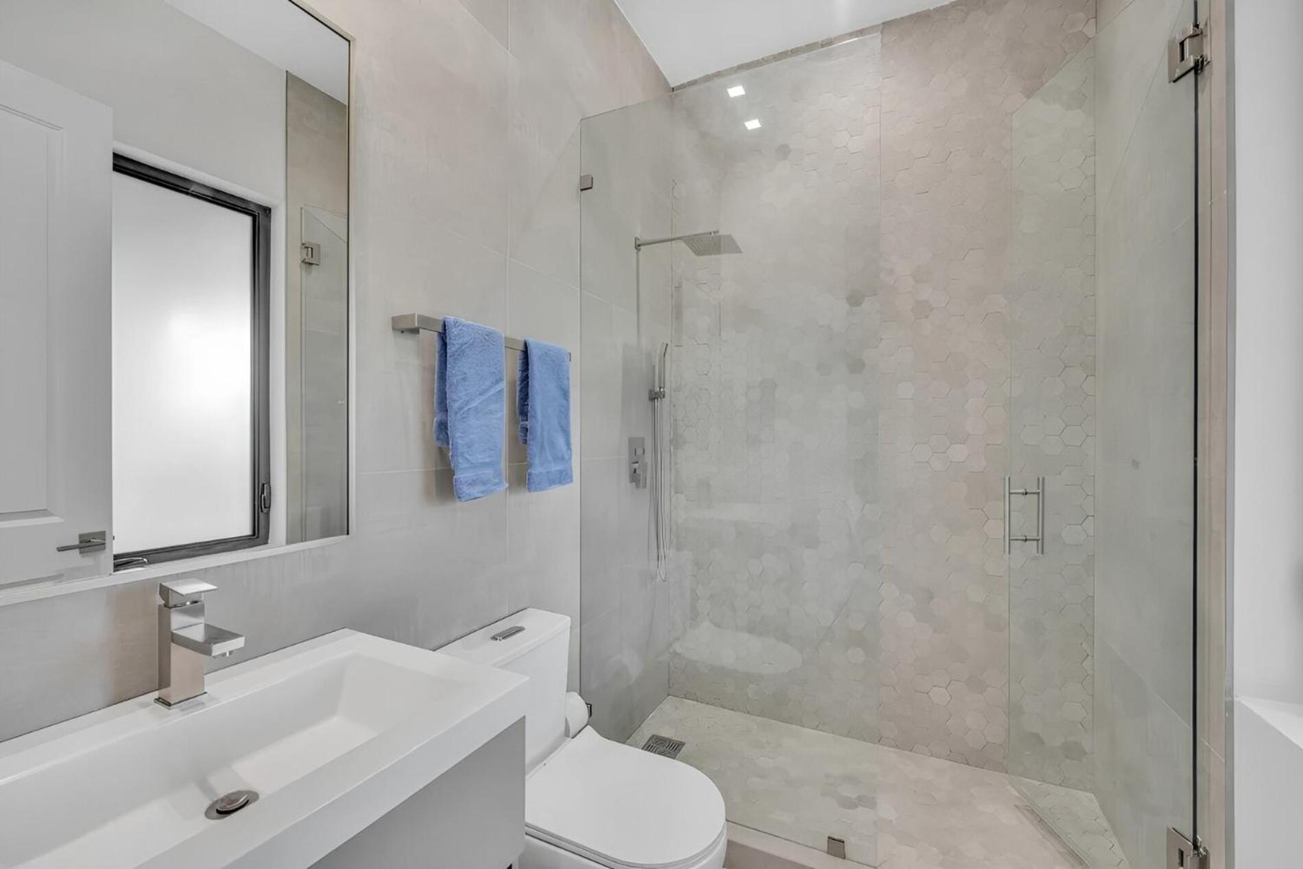 Villa Luxury - - With Pool *