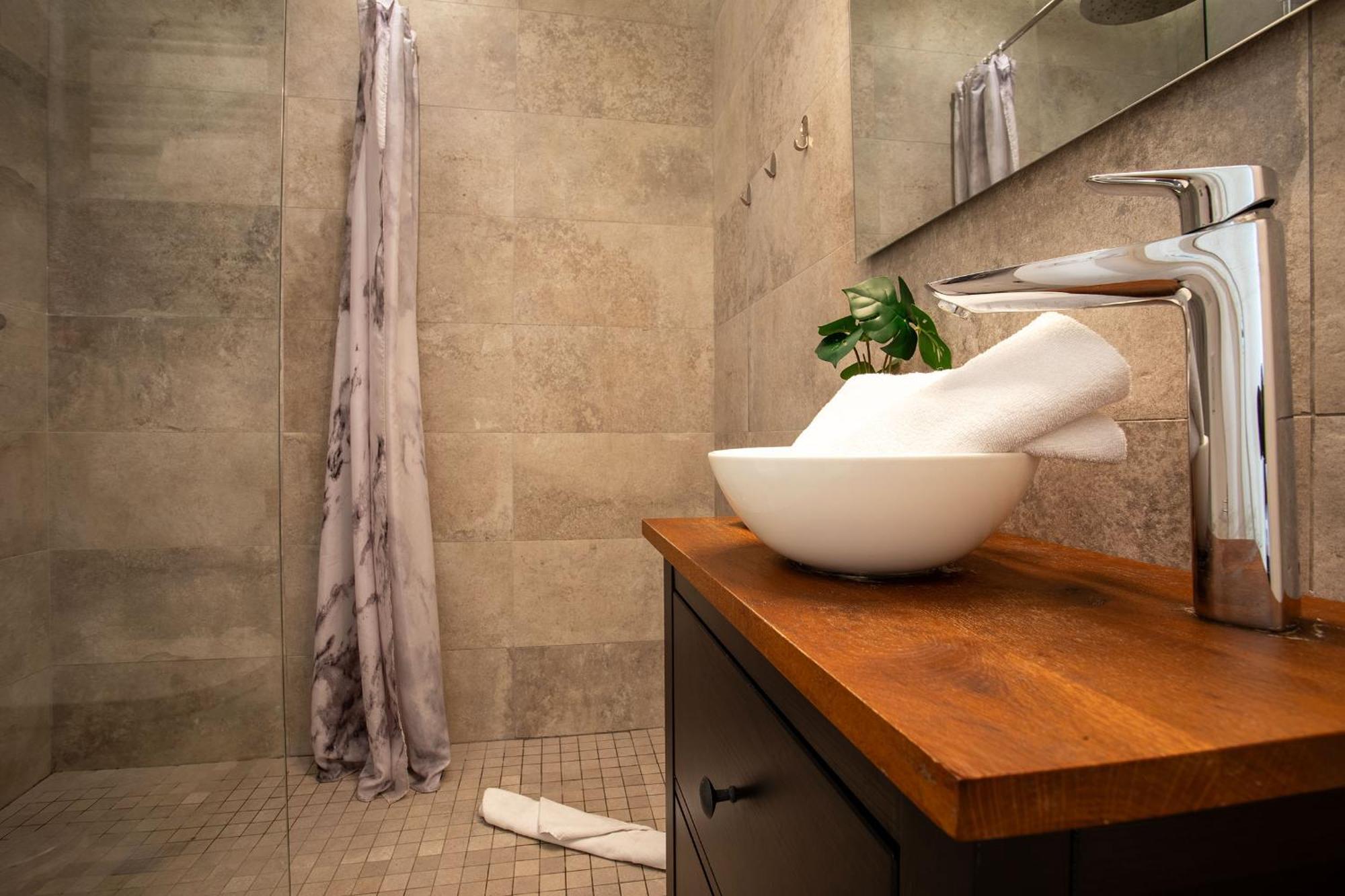 Garibaldi Ap4447 By Riviera Homes