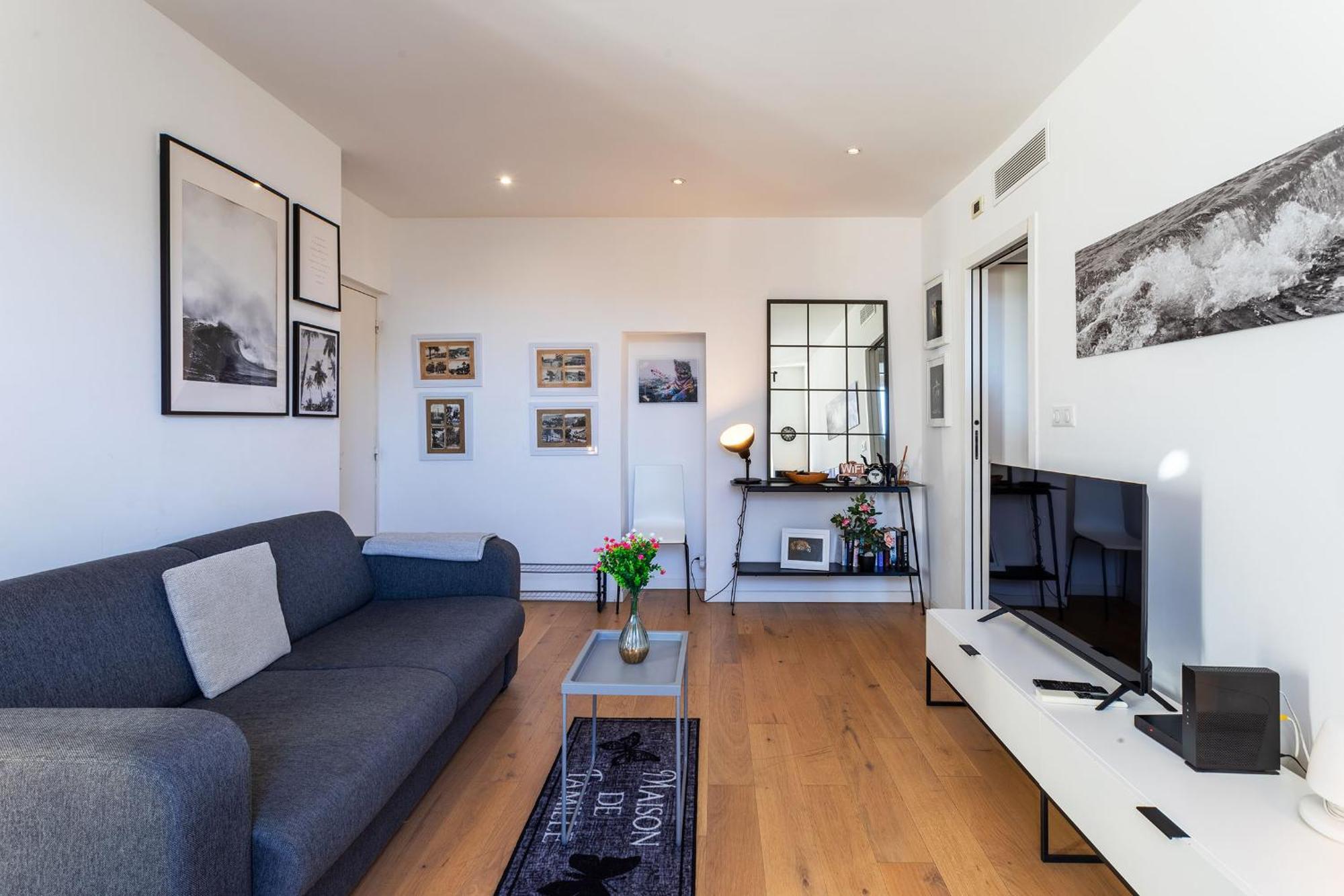 Apartment Garibaldi Ap4447 By Riviera Homes