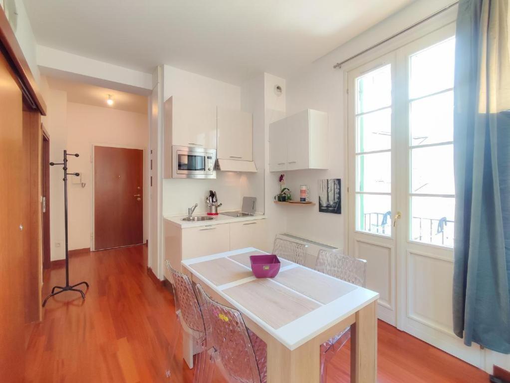 Grimaldi 3 Pers Wifi Ac Nice