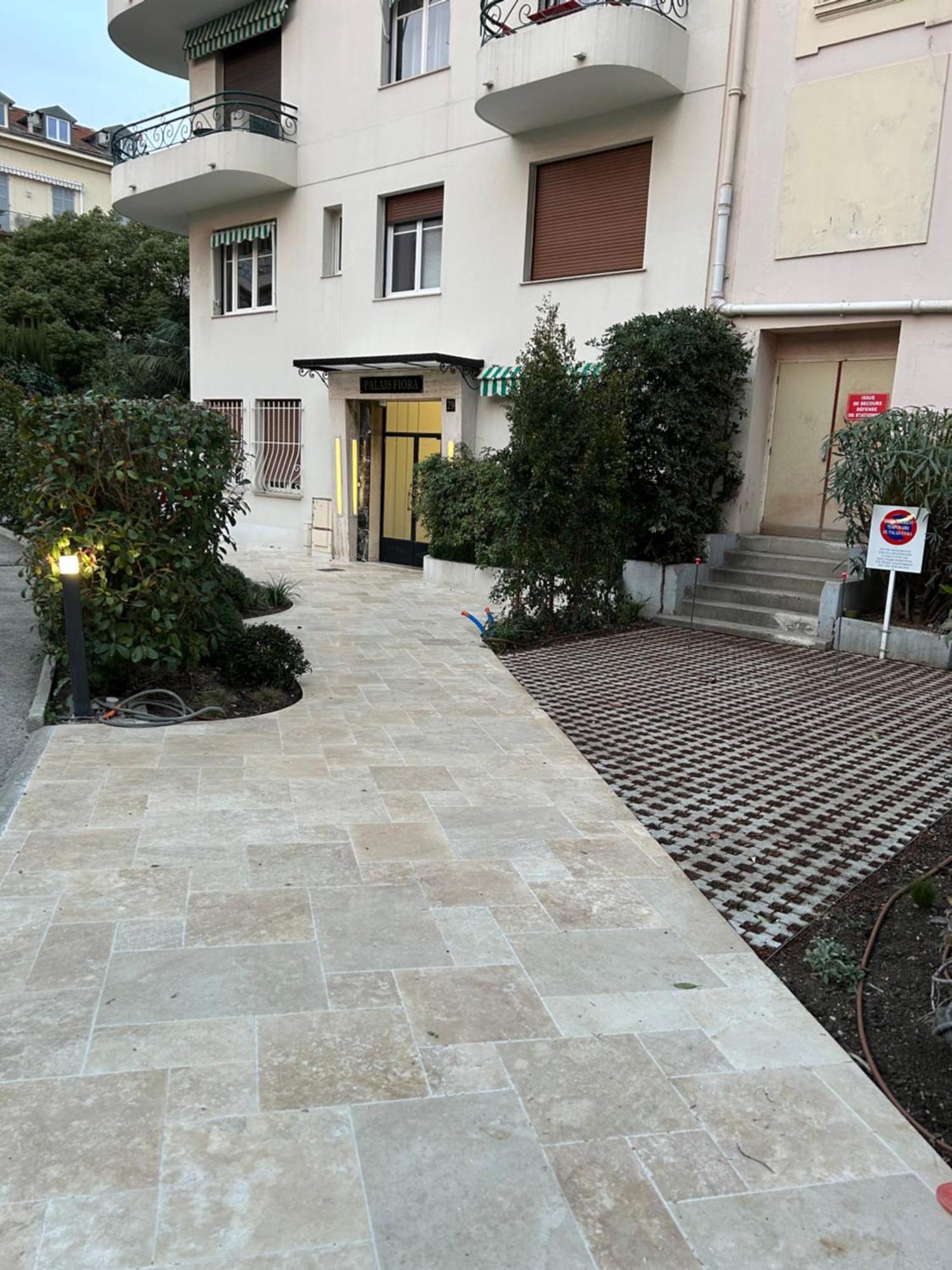 Le 29 Promenade Des - Golden Square Apartment *