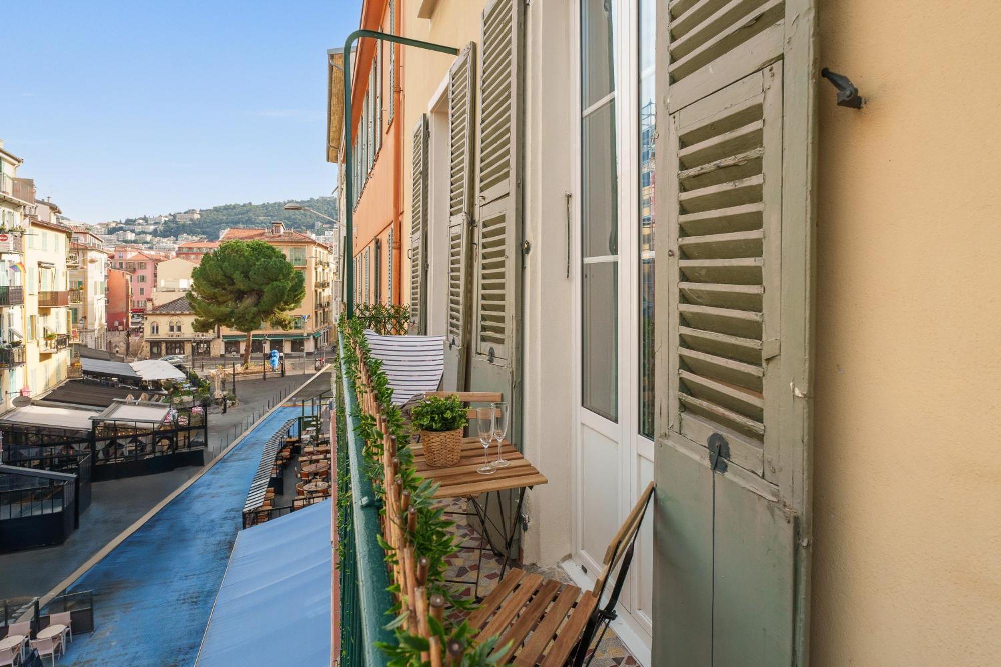 Apartment Renting - 8bonaparte - Architect Loft Luxury 4 Bedrooms View Place Du Pin *