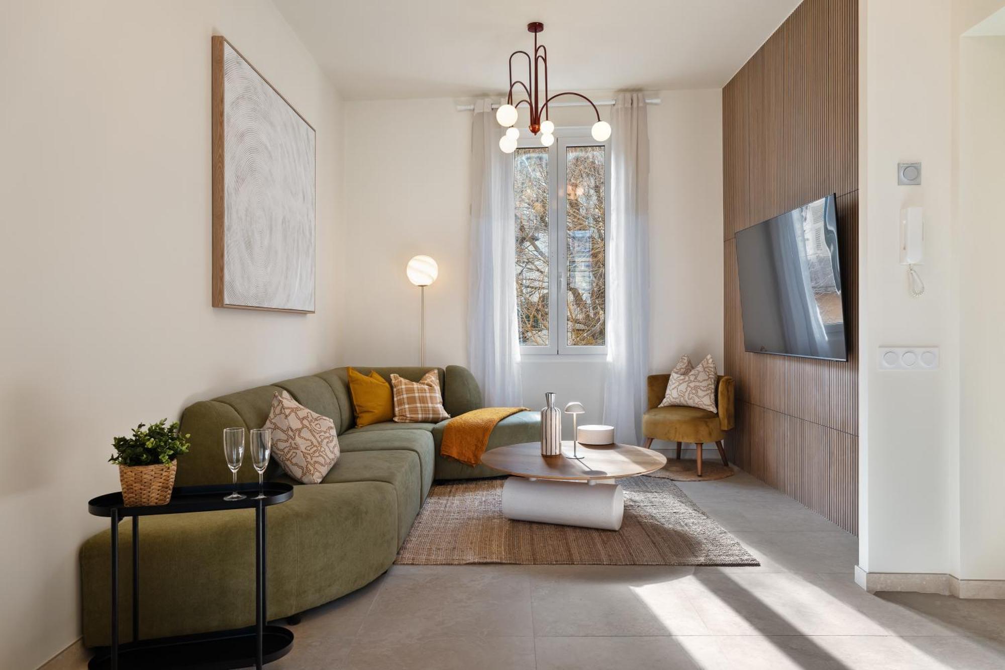 Renting - 8bonaparte - Architect Loft Luxury 4 Bedrooms View Place Du Pin Apartment