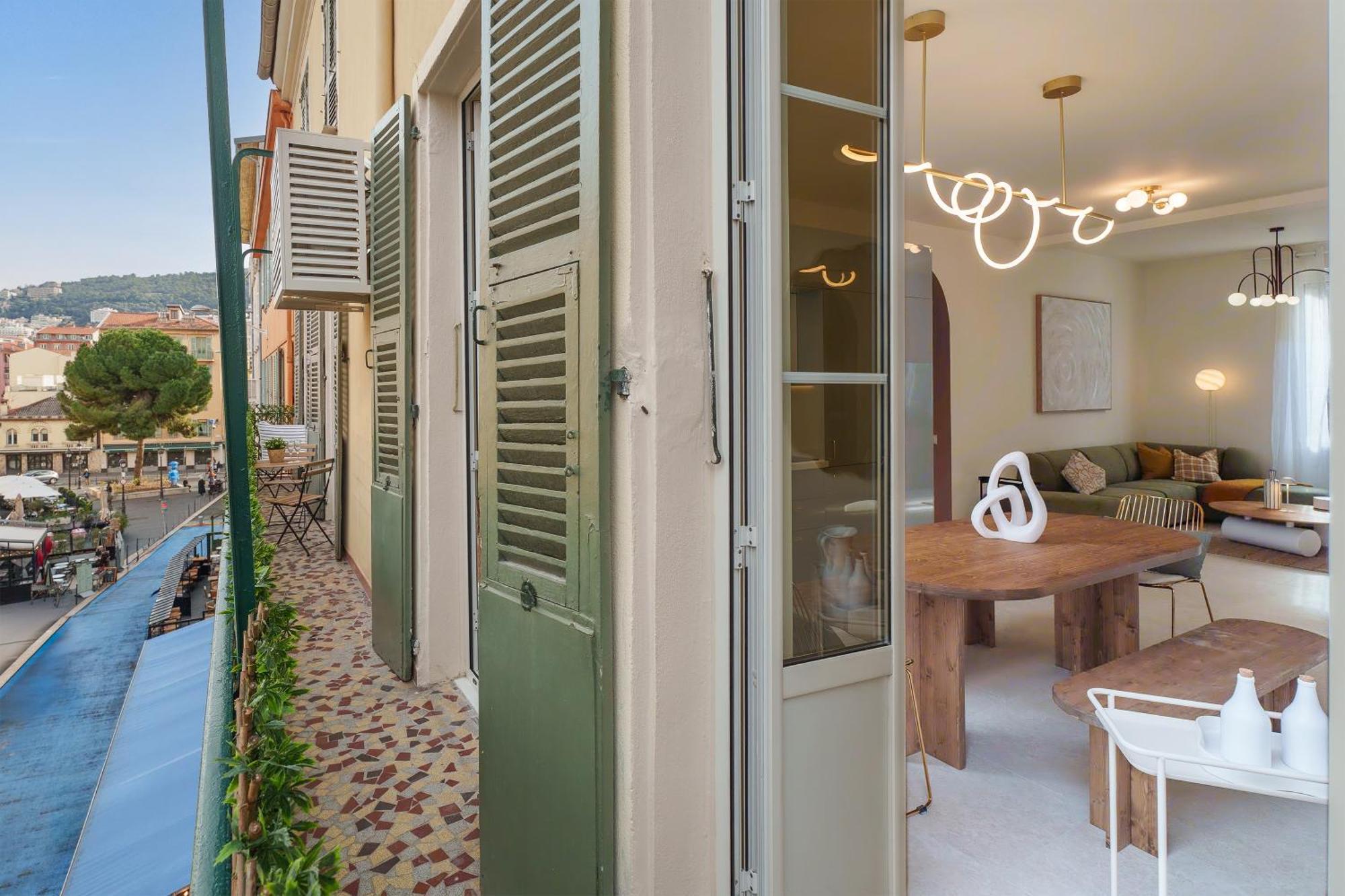 Renting - 8bonaparte - Architect Loft Luxury 4 Bedrooms View Place Du Pin Apartment *