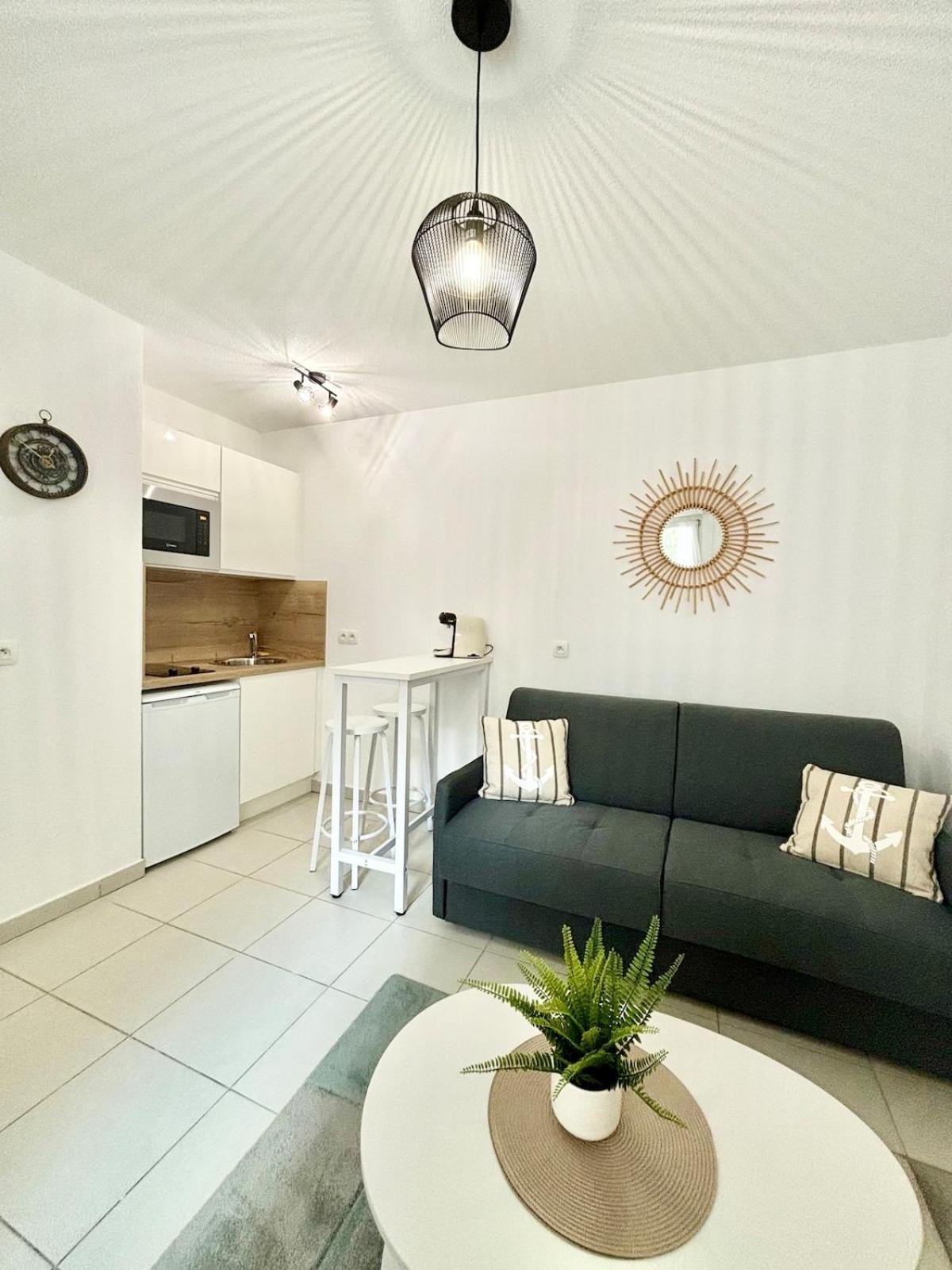 Apartment Nid Douillet Proche Tramway, A 20 Minutes Nice
