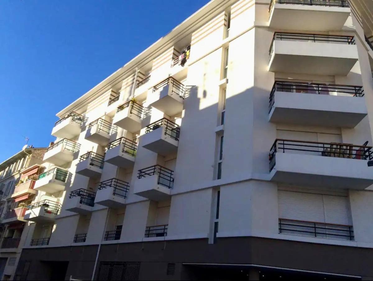 Apartment Nid Douillet Proche Tramway, A 20 Minutes Nice