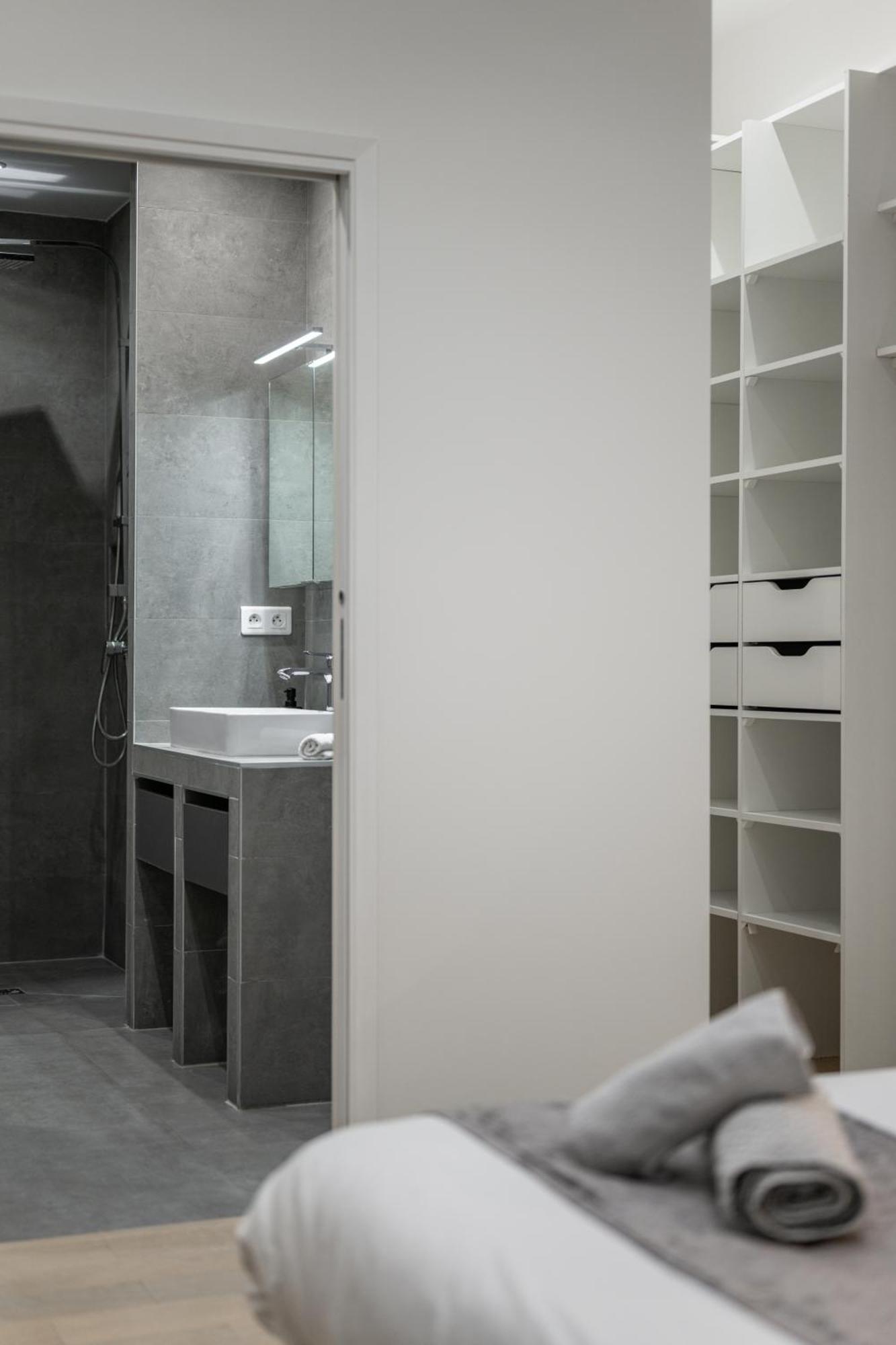 La Galerie 58 - Luxe & Design En Centre *