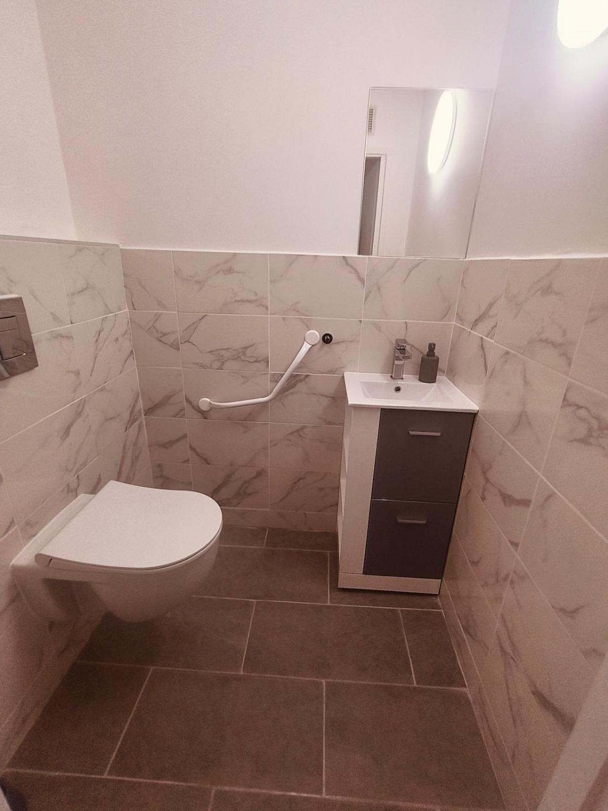 Superbe T2 De 95 M Apartment Nice