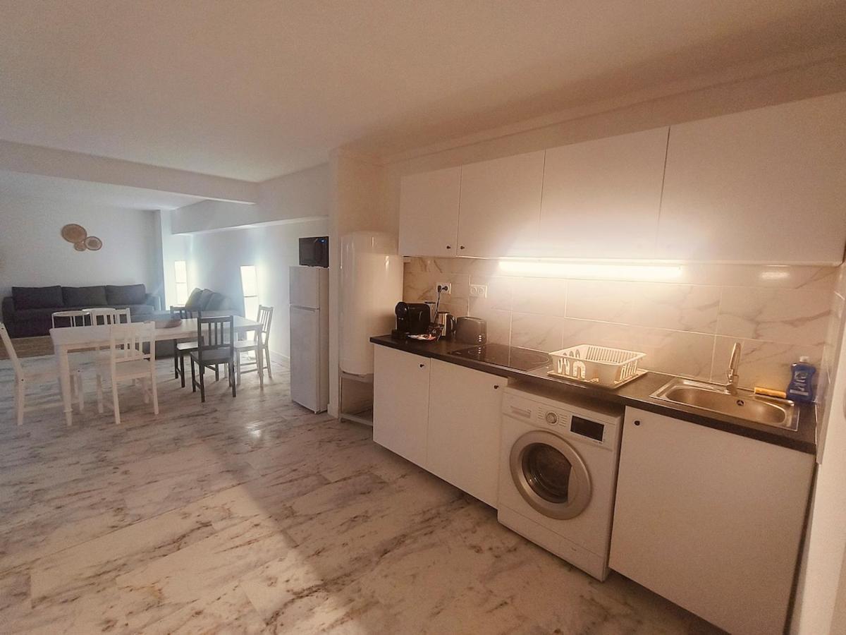 Superbe T2 De 95 M Nice