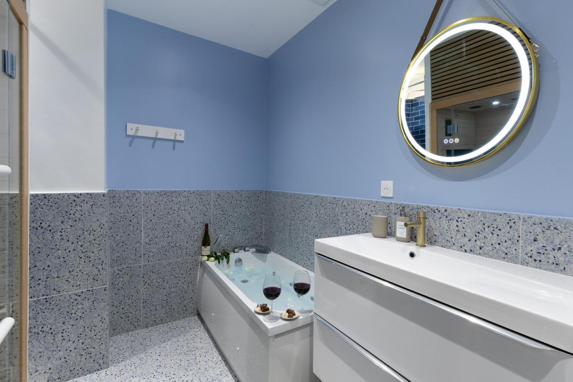 Lavie Maison Sauna And Hot Tub Seaside * Nice