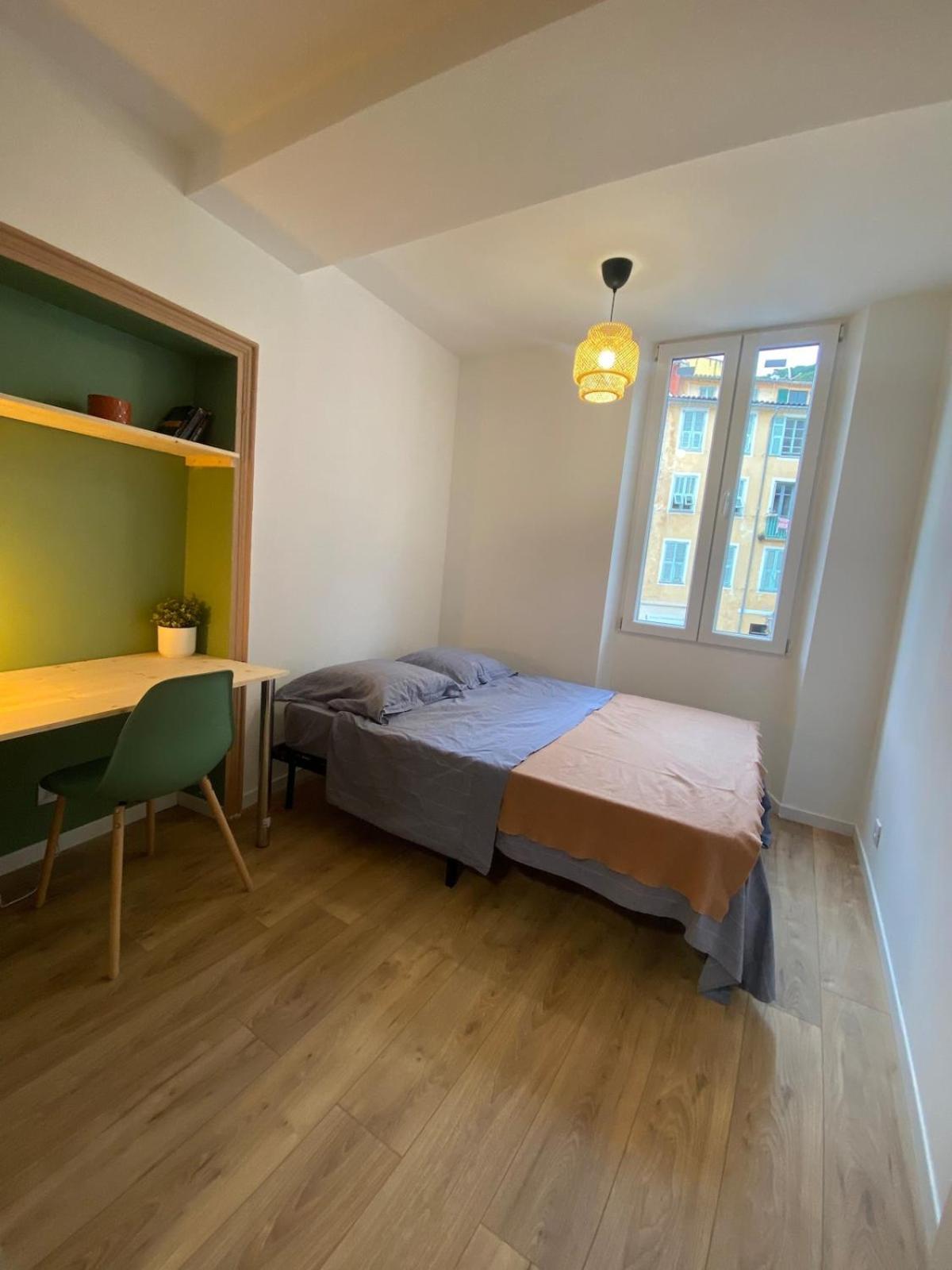 Cosy Vieux Apartment Nice