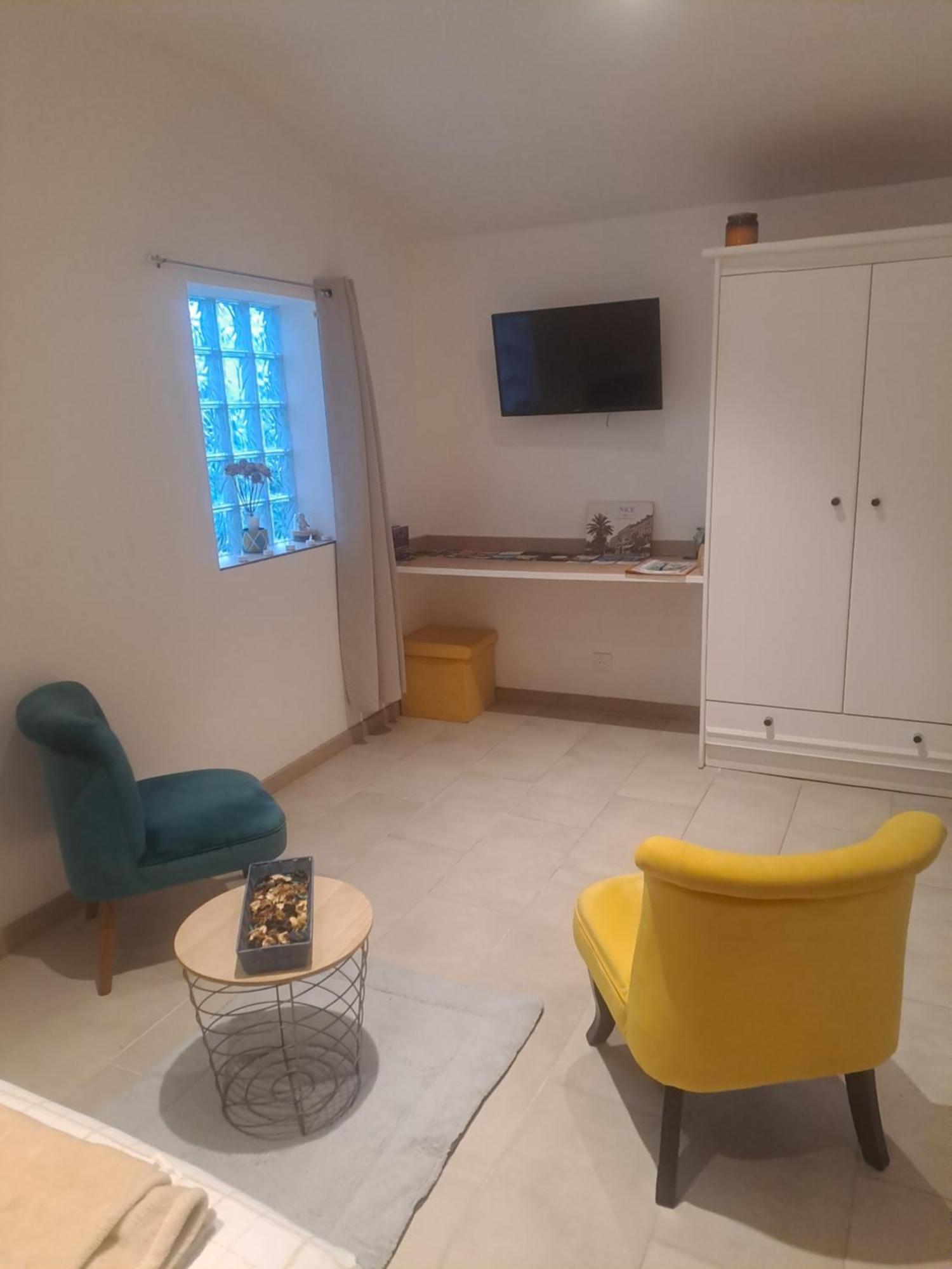 Maison Du Bonheur Calme Et Verdure Homestay