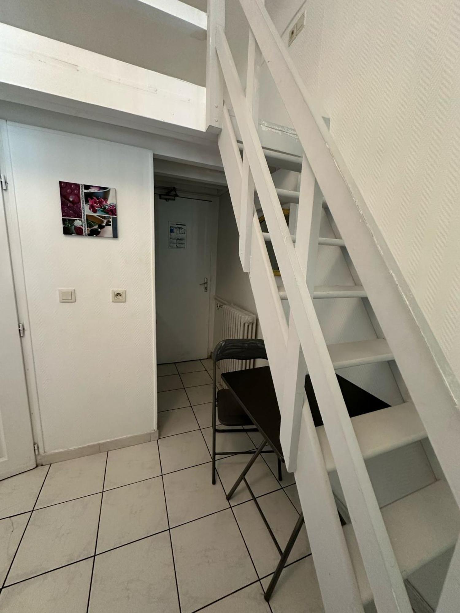 Aparthotel Les Balconnets Studios Nice Centre Ville
