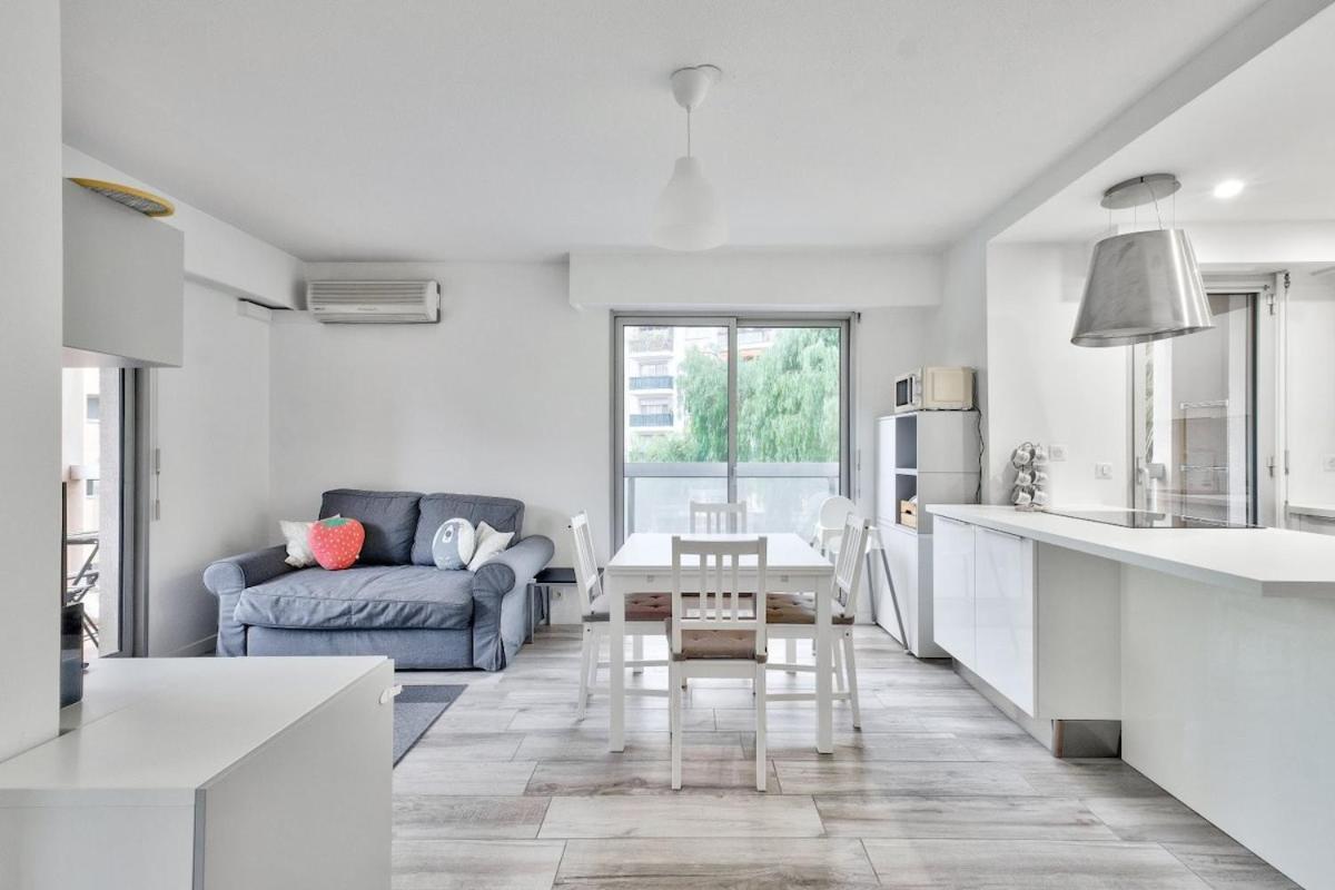 Flat With Balcony 15min From Promenade Des Apartment Nice