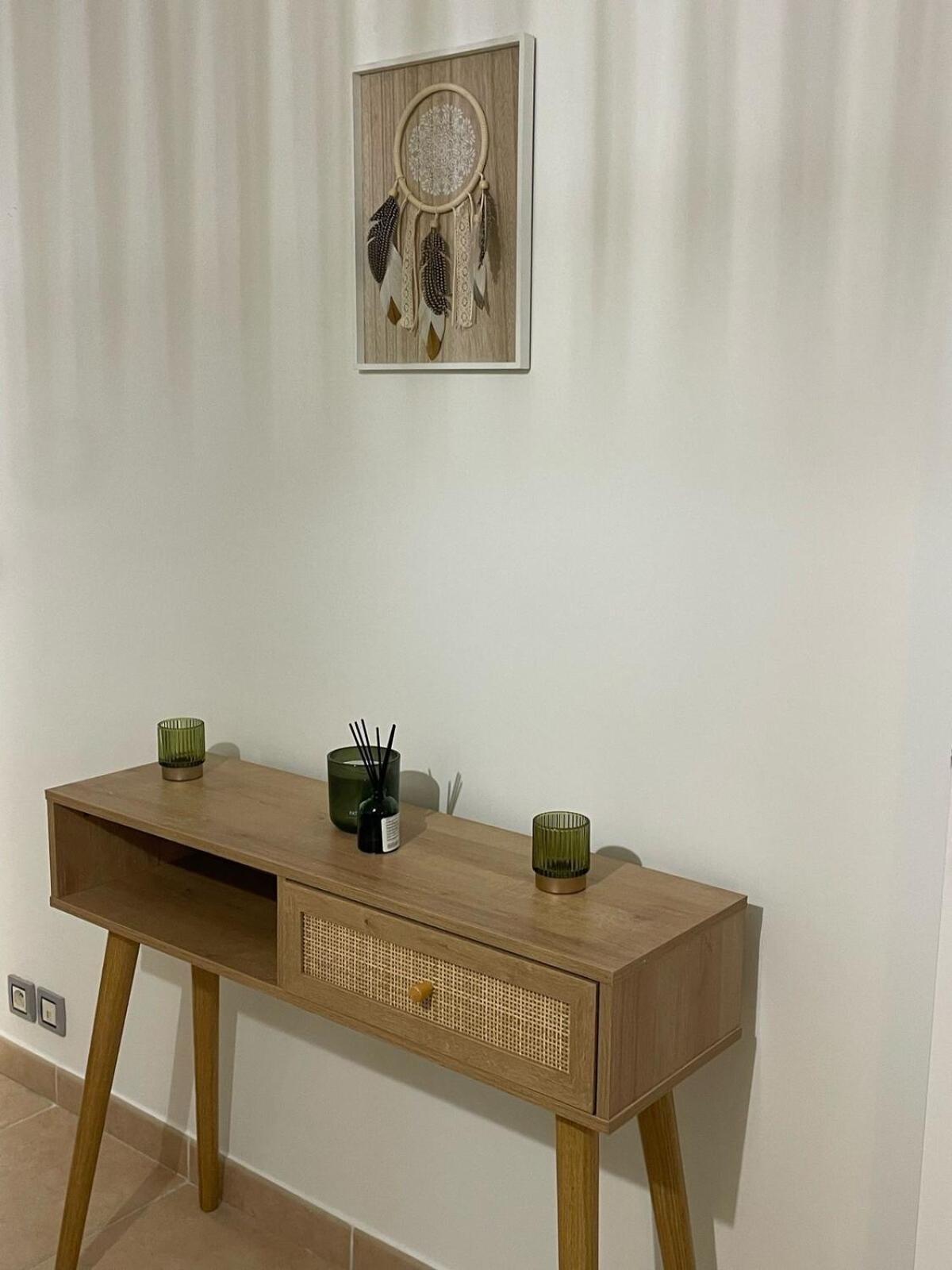 Spacieux 2 Pieces Au Port De Apartment