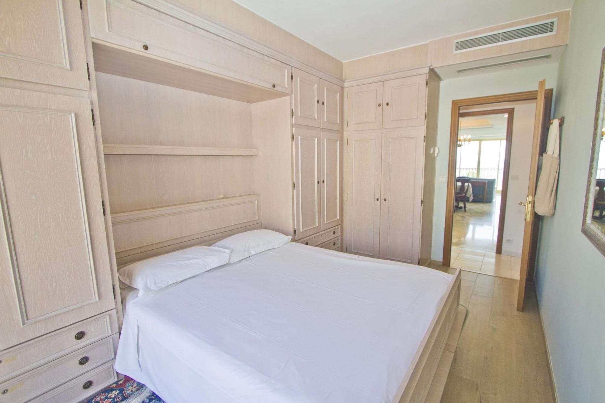 Panoramic Sea View Promenade Apartment Nice