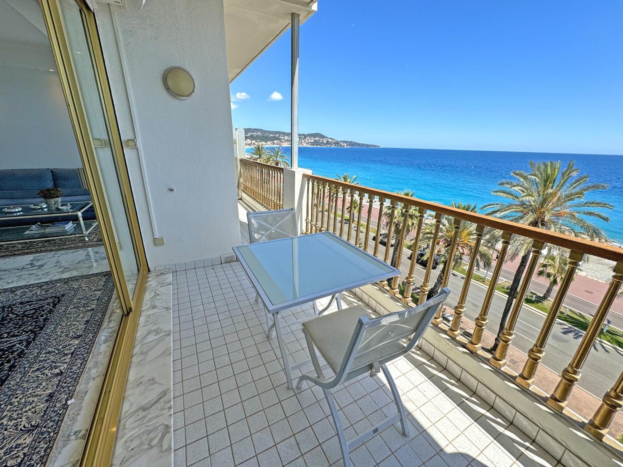 Panoramic Sea View Promenade