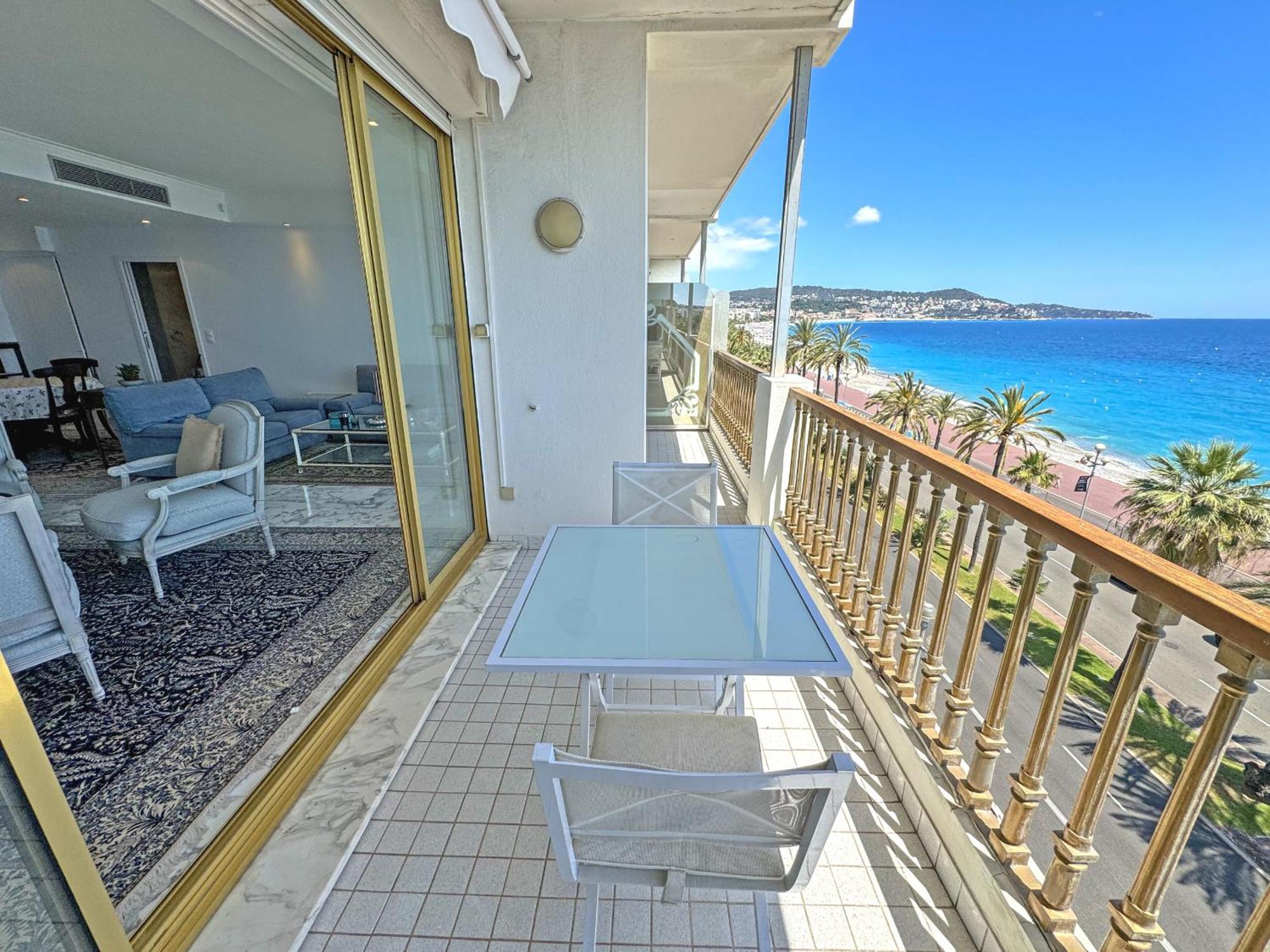 Panoramic Sea View Promenade Apartment