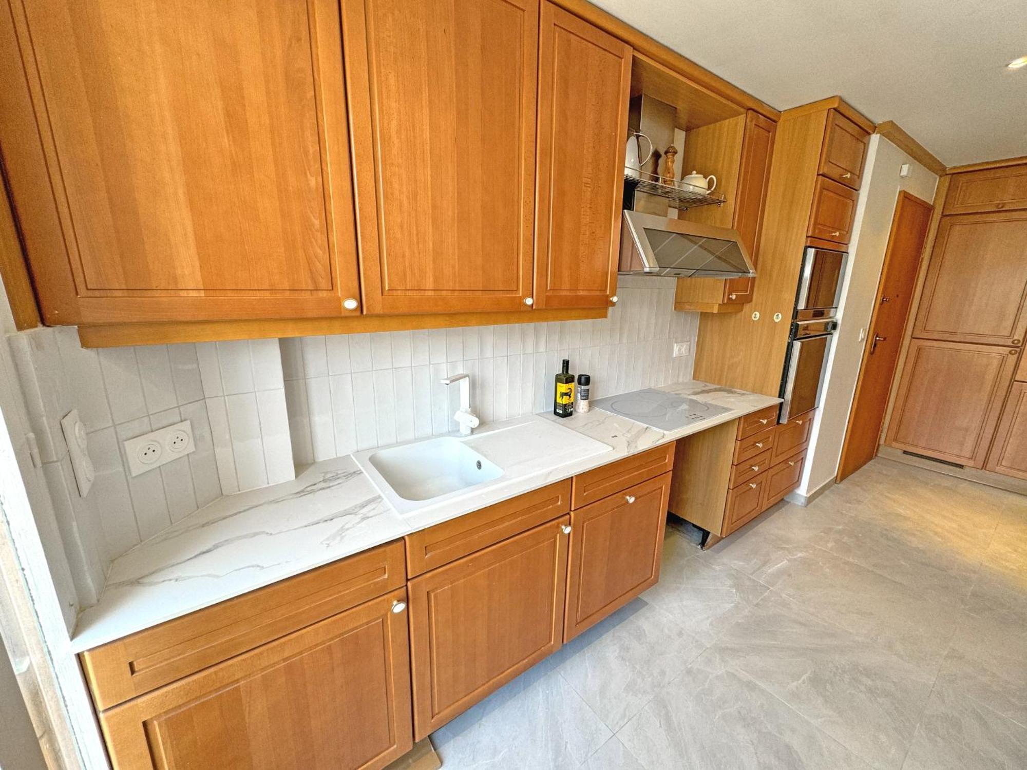 Panoramic Sea View Promenade *