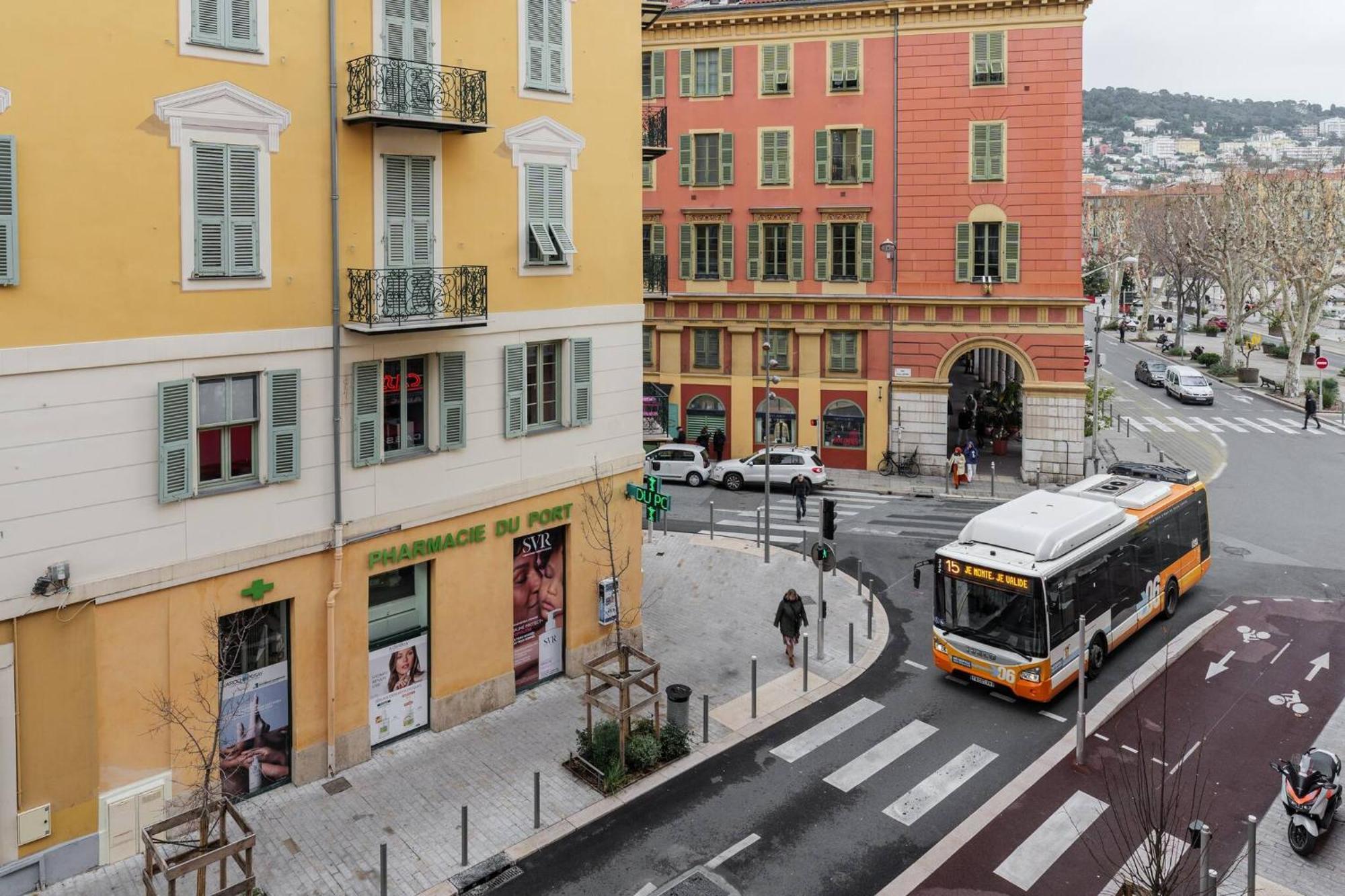 Joli 2 Pieces Au Port De