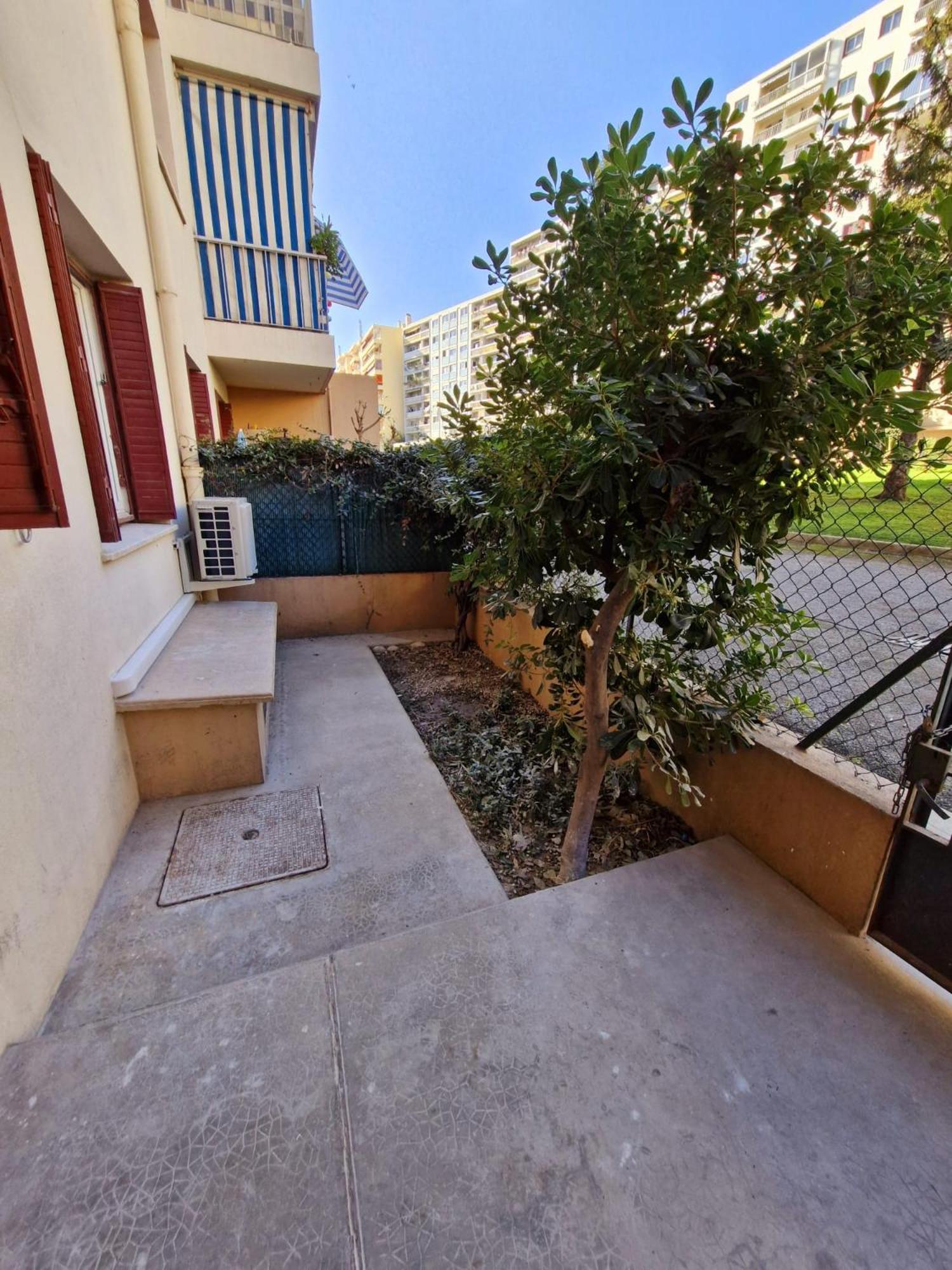 Apartment 2 Pegurier