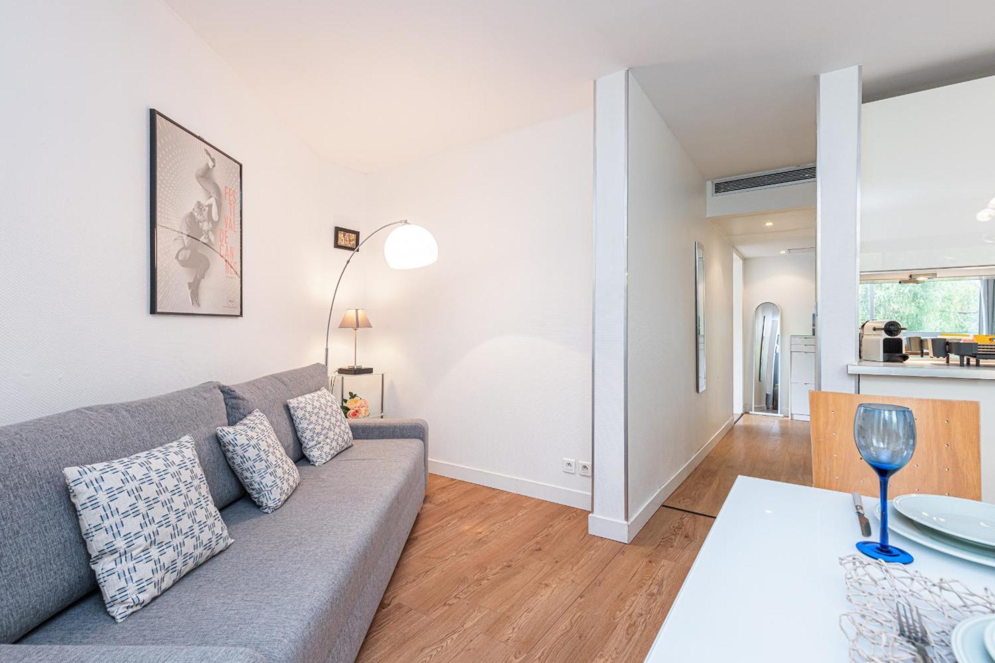 Apartment 1 Bdr Nice