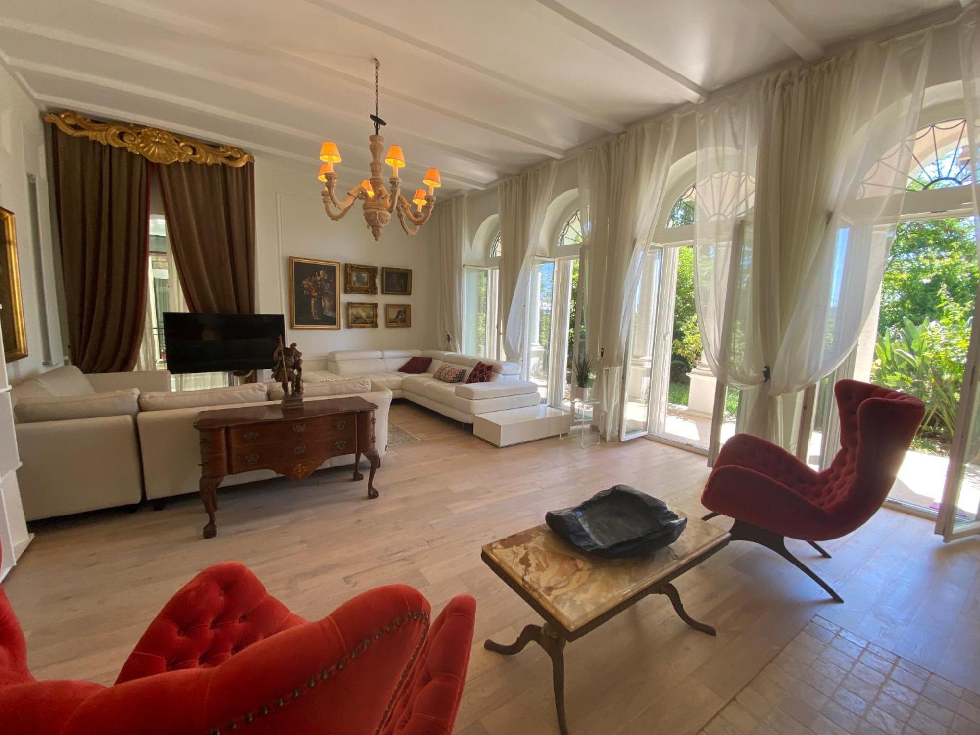 Avec Piscine, Centre * Nice