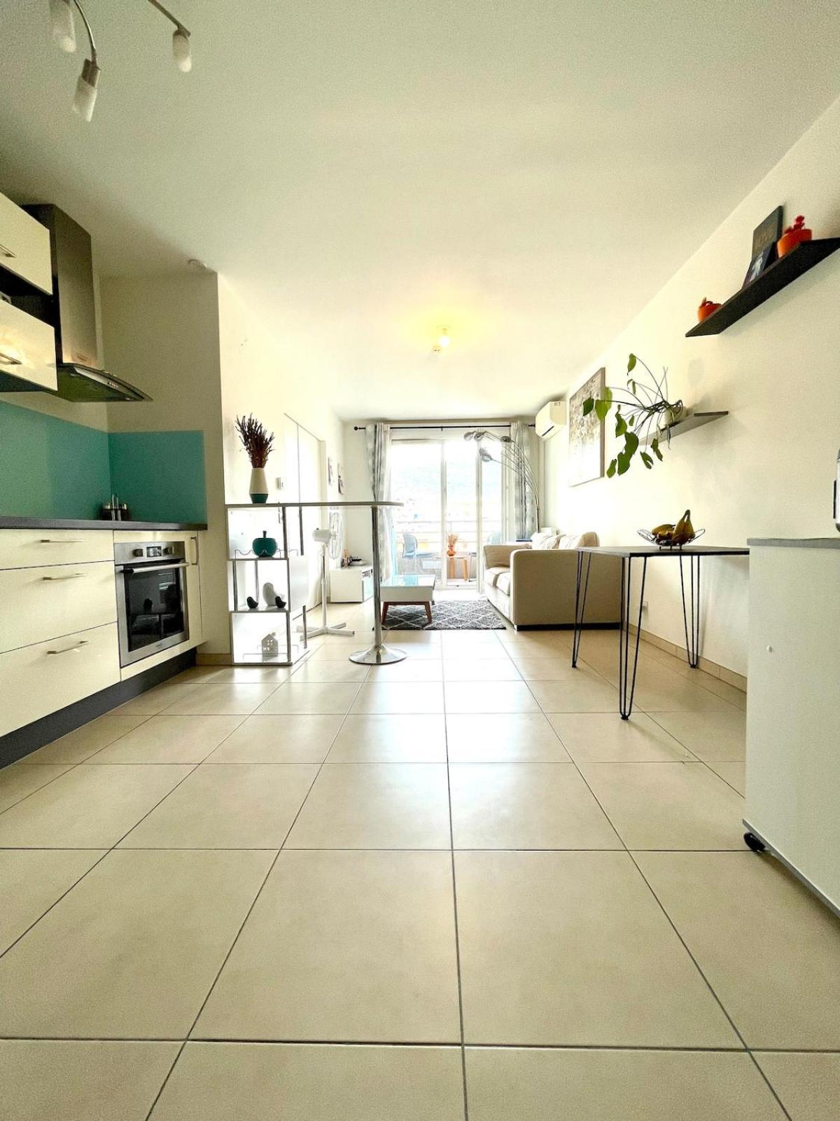 Modern Flat, Air-conditionning & Moutain View * Nice