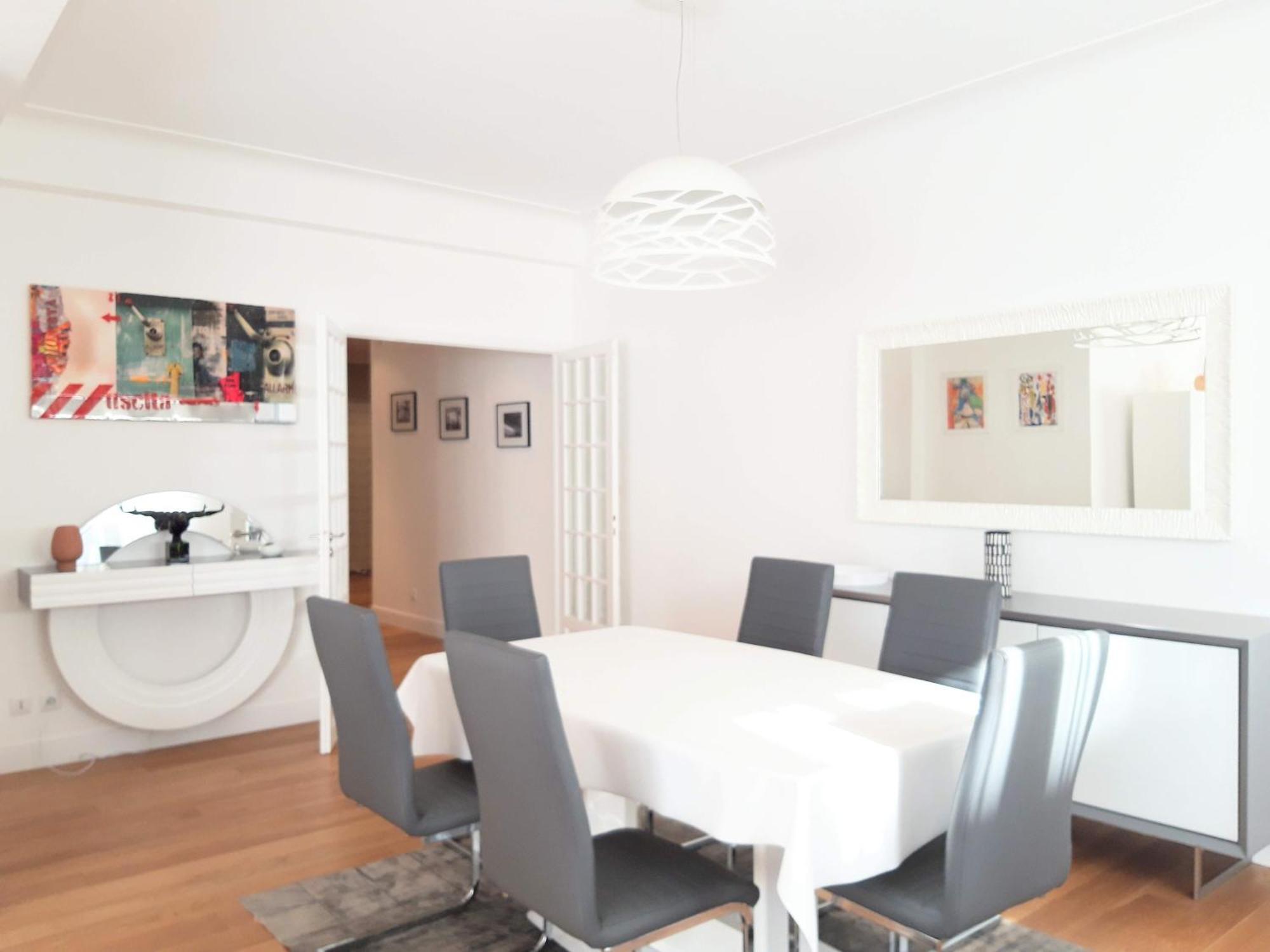 Apartment Luxueux 3p En Plein Coeur De Nice