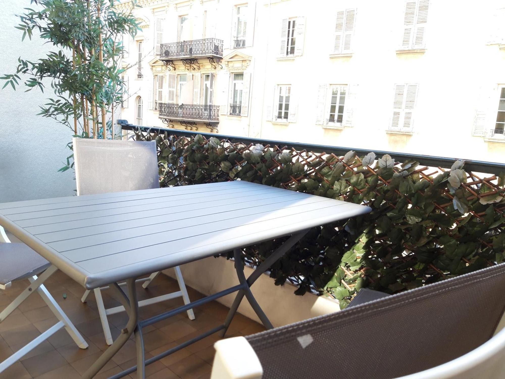 Luxueux 3p En Plein Coeur De Apartment