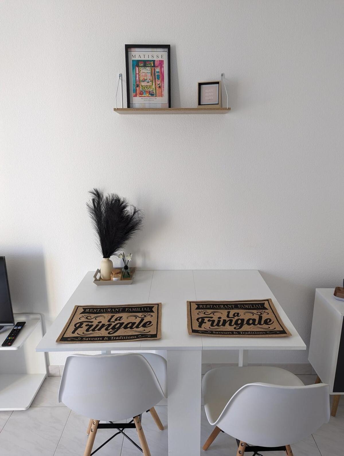 Center - 2 Person Apartment