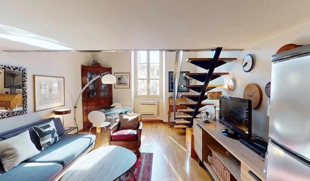 Spacious 3 Bed In The Heart Of