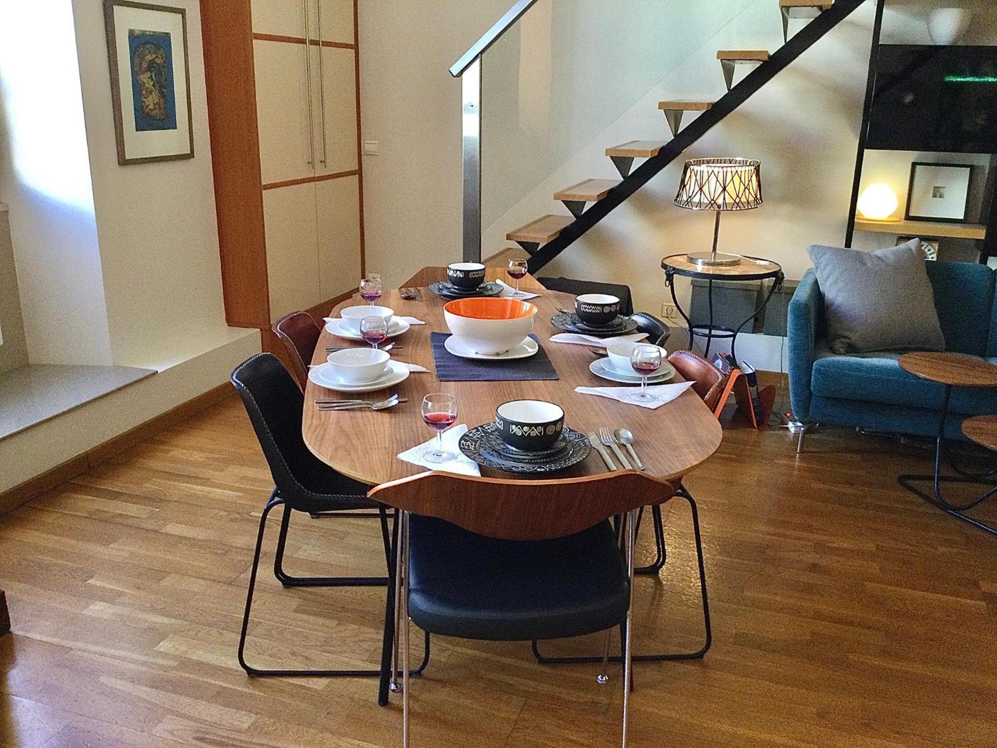 Apartment Spacious 3 Bed In The Heart Of *