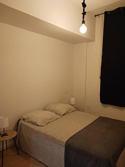 Tres Beau 2 Pieces A Nice