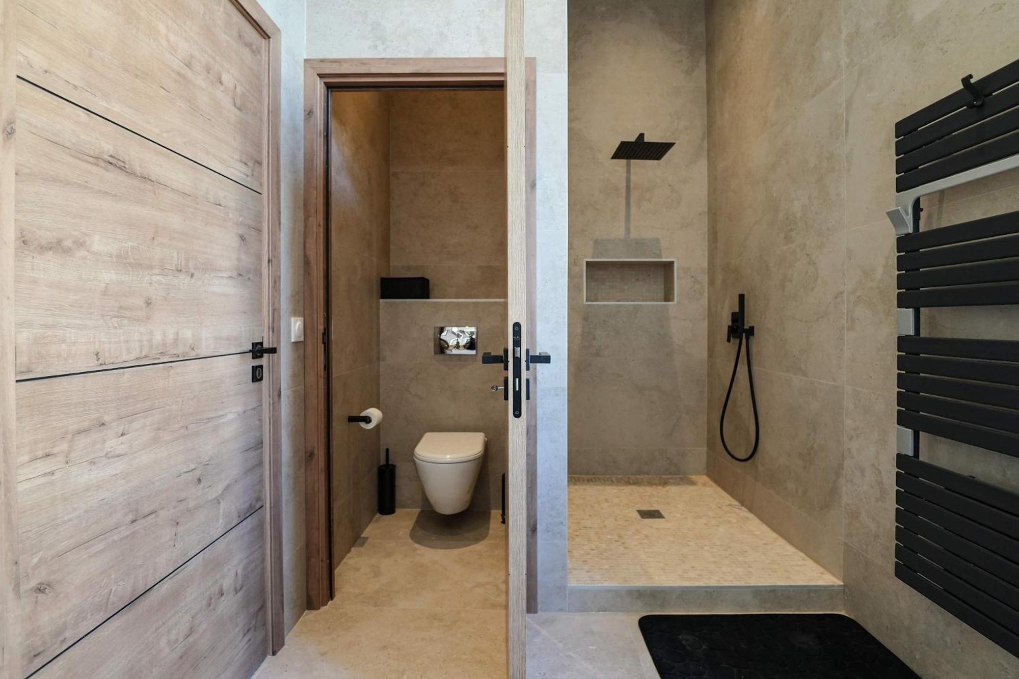 Massena Infinity Apartment