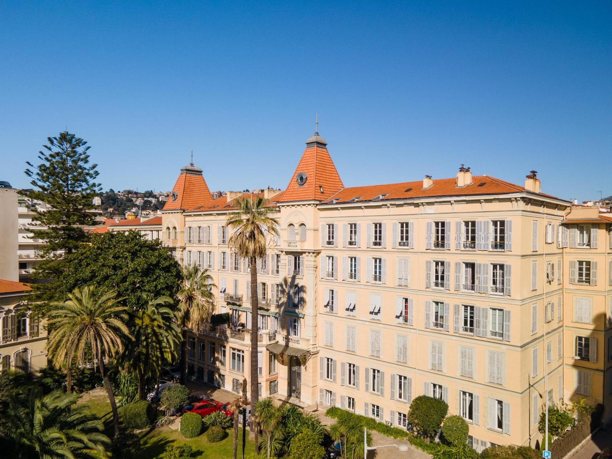 Renting - Victor - Historic Palace Luxury 3 Bedrooms Parking Nice